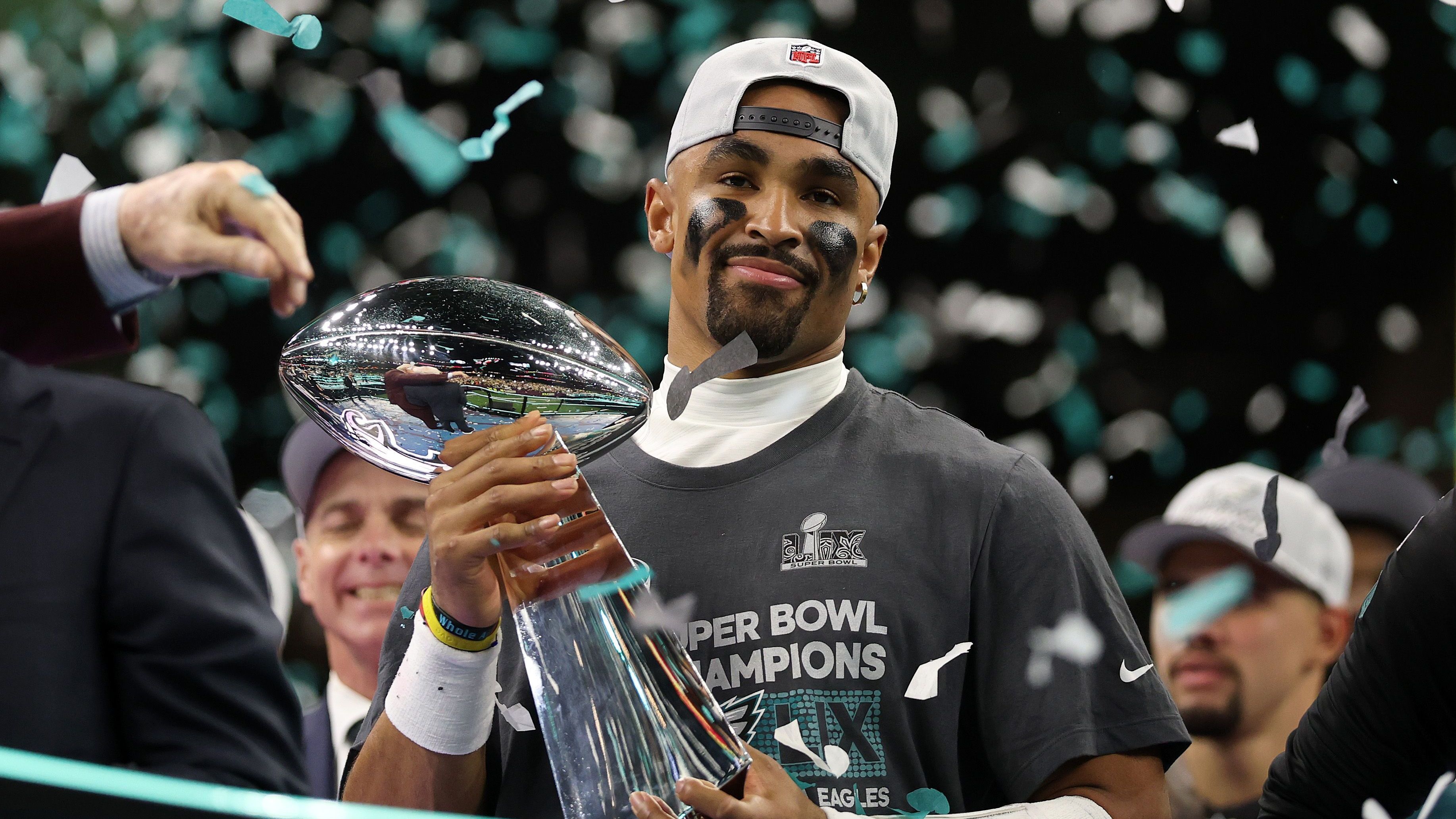 <strong>NFL Week 18 (1.-7. Januar):</strong><br><strong>Besonderheit:</strong>&nbsp;Noch keine konkrete Spiel-Terminierung. Die NFL will kurzfristig entscheiden, wer zur Prime Time auflaufen darf - abhängig vom bisherigen Saisonverlauf.