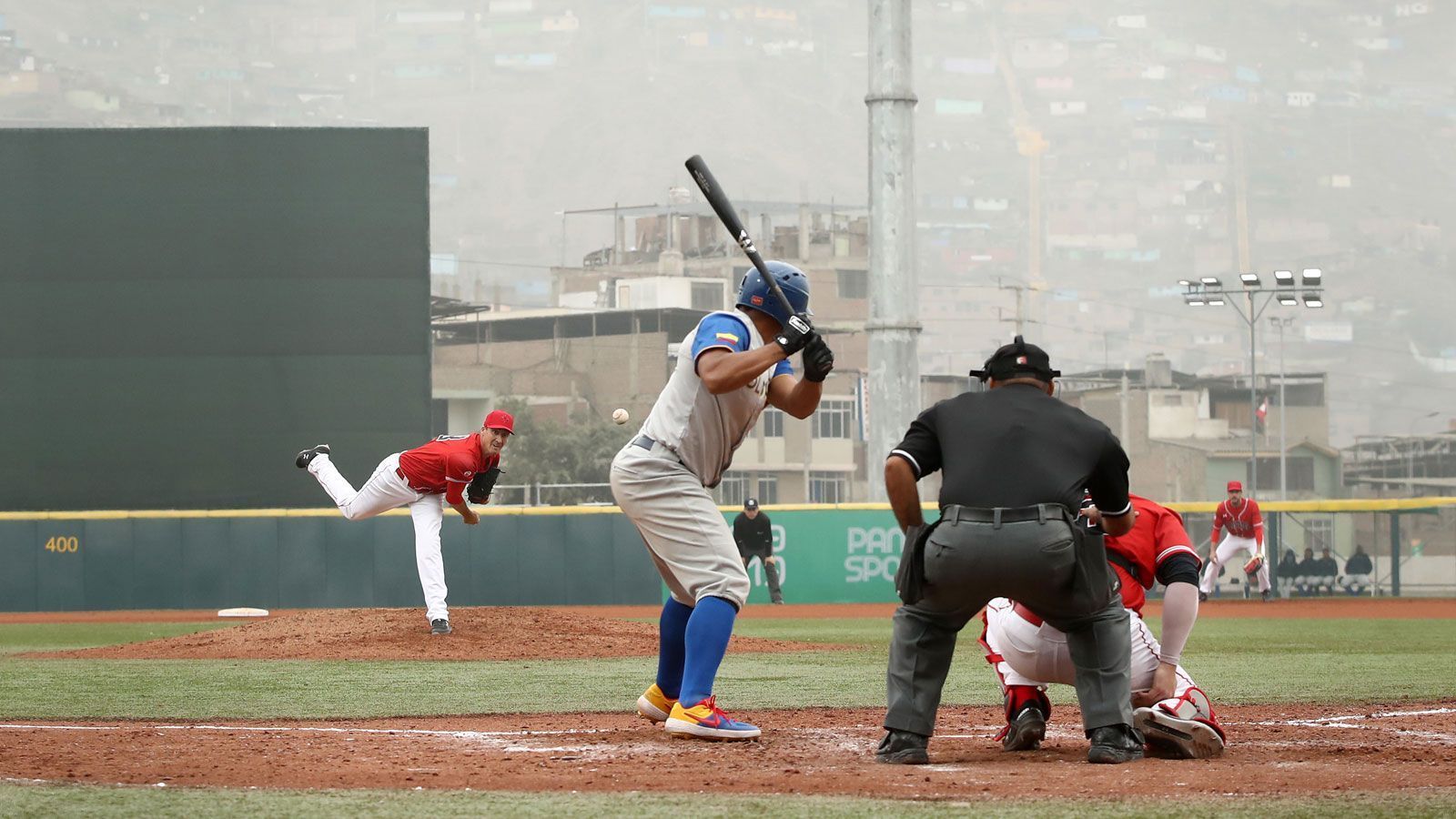 
                <strong>Neue Sportarten: Baseball bzw. Softball</strong><br>
                Es findet ein Baseball-Turnier der Männer und ein Softball-Turnier der Frauen mit jeweils sechs teilnehmenden Nationen statt. Zuletzt waren beide Sportarten 2008 in Peking Teil der Olympischen Spiele. Beim Baseball gewann Südkorea Gold, beim Softball Japan.
              