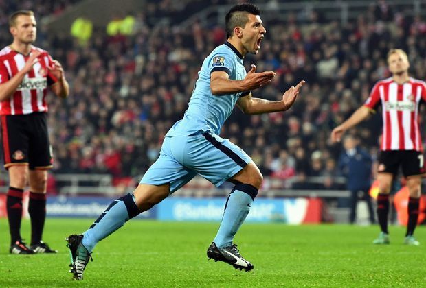 
                <strong>Sunderland vs. ManCity: Spiderman als Flitzer</strong><br>
                Übrigens: Das Spiel wird dann doch noch ordnungsgemäß zu Ende gebracht. ManCity gewinnt nach einem Doppelpack von Kun Agüero mit 4:1.
              