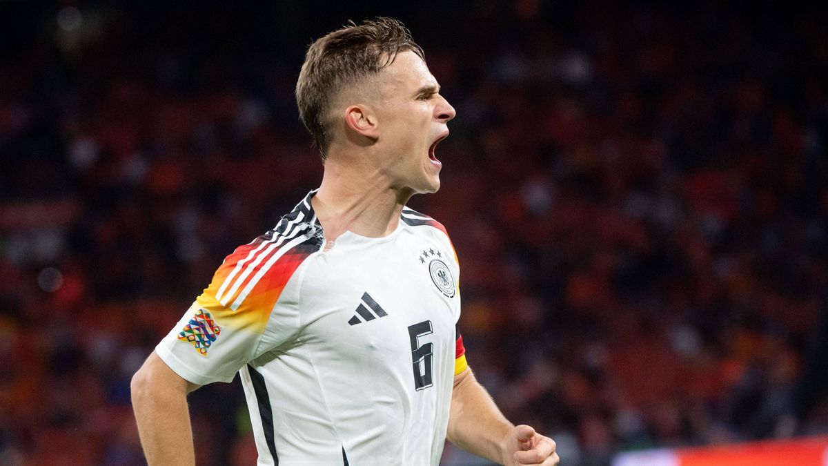 Joshua Kimmich (Deutschland, 06) jubelt ueber das Tor zum 1:2, NED, Niederlande (NED) vs Deutschland (GER), Fussball Laenderspiel, UEFA Nations League, Liga A, Saison 2024 2025, 2. Spieltag, 10.09....