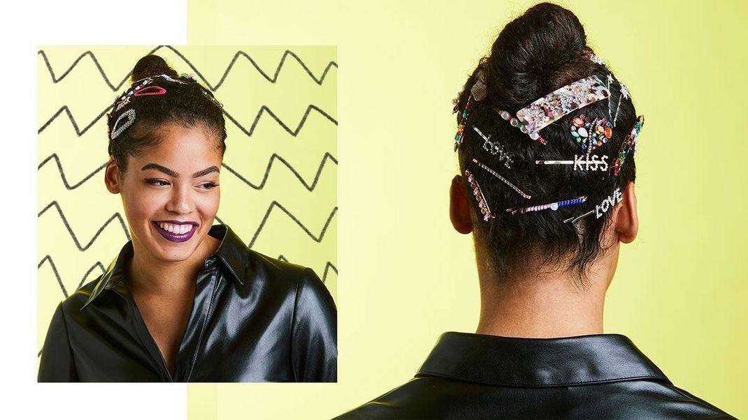 Haarspangen sind zurück! Und wir lieben die Looks, die ihr damit kreieren könnt! Welcher ist euer Favorit?