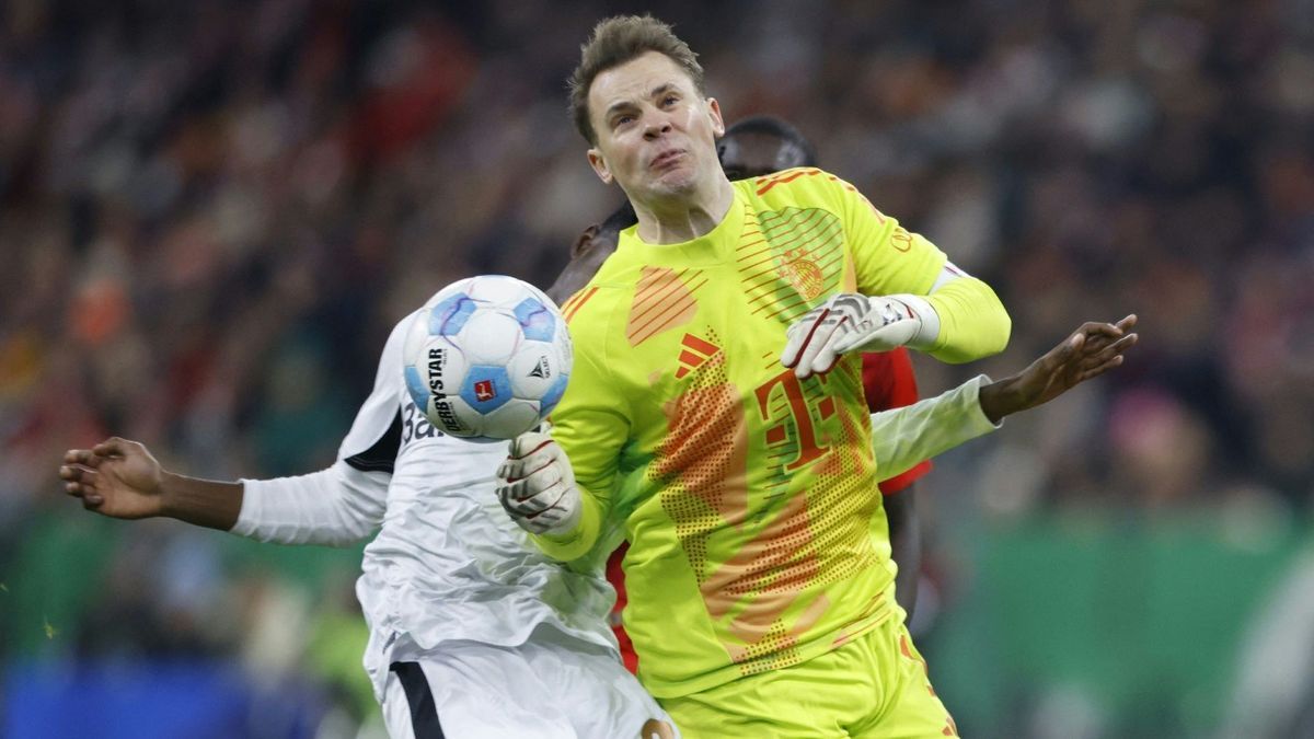 Manuel Neuer im Pokalspiel gegen Leverkusen