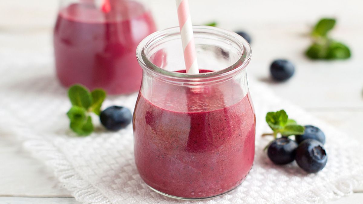 Blueberry Cheesecake Smoothie