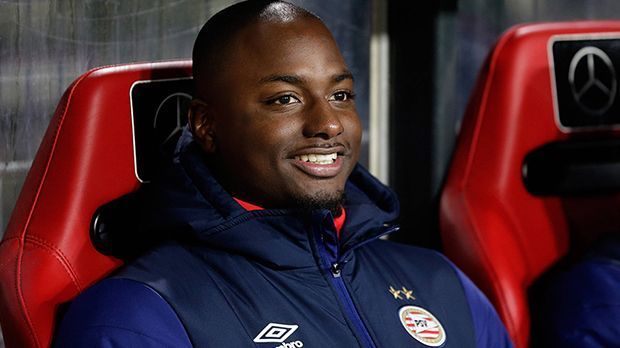 
                <strong>Top 5: Das Dream Team von Jetro Willems</strong><br>
                Das Viertelfinale der Champions League ist nach dem 0:0 im Hinspiel gegen Atletico Madrid zum Greifen nah. Uefa.com fragte Verteidiger Jetro Willems nach seinen Top-5-Spielern der Champions League. Und seine Aufstellung hat es in sich - ist sie arrogant oder amüsant?
              