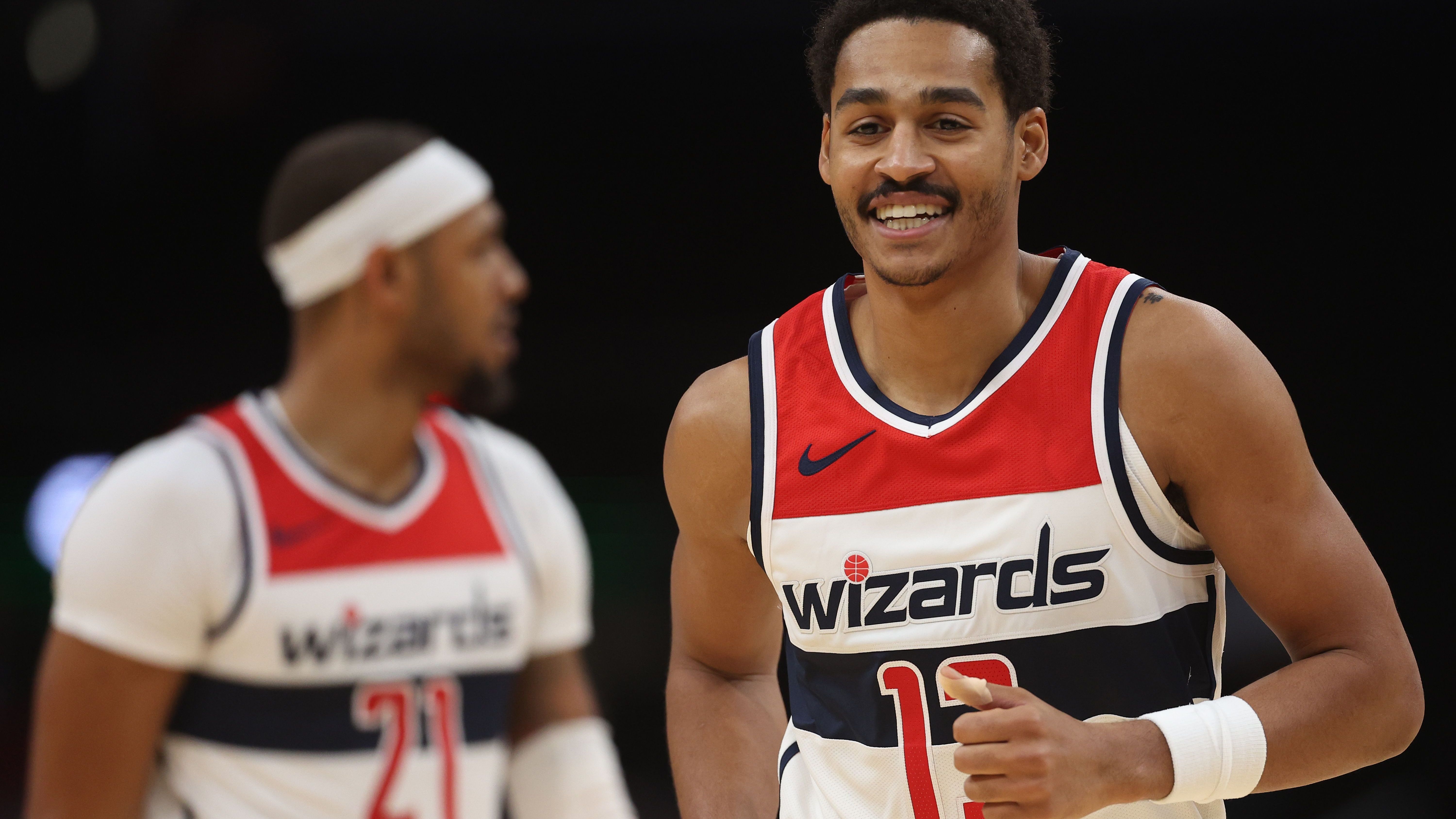 <strong>28.	Washington Wizards </strong><strong>(zuvor Rang 29)</strong> <br>Offensiv immer mal wieder gut anzuschauen, defensiv absolut grauenhaft. Dazu komplett ohne Erfolg. Das sind die Wizards in diesem Jahr. Immerhin wurden die noch schlechteren Pistons geschlagen. Ansonsten hagelt es immer wieder Klatschen. Was macht Poole? Nach kurzem Aufwärtstrend geht fast gar nichts.