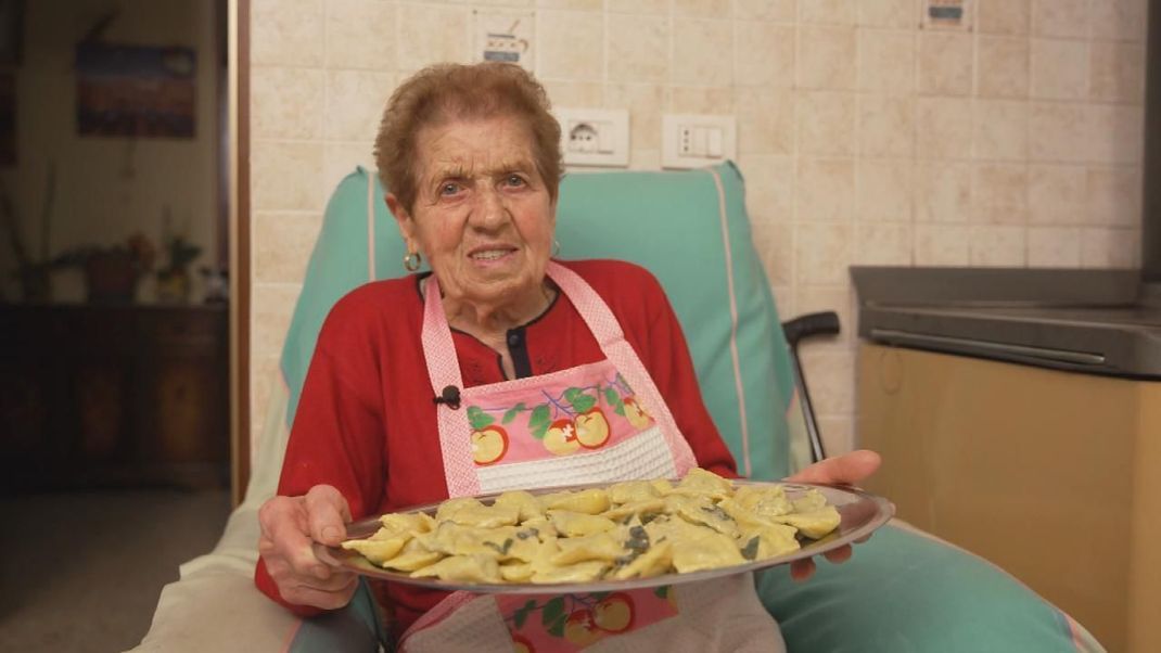 Tradition seit über 60 Jahren: Nonna Natalinas mit ihrem Ravioli-Mangold-Ricotta-Traum