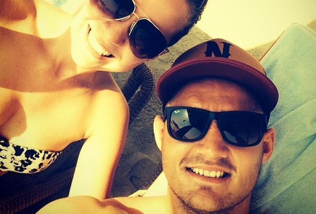 
                <strong>Bailey Wright</strong><br>
                Nach der erfolglosen WM verbringt der Australier Bailey Wright seinen Urlaub in Dubai. Ablenkung bekommt er da sicherlich. 
              