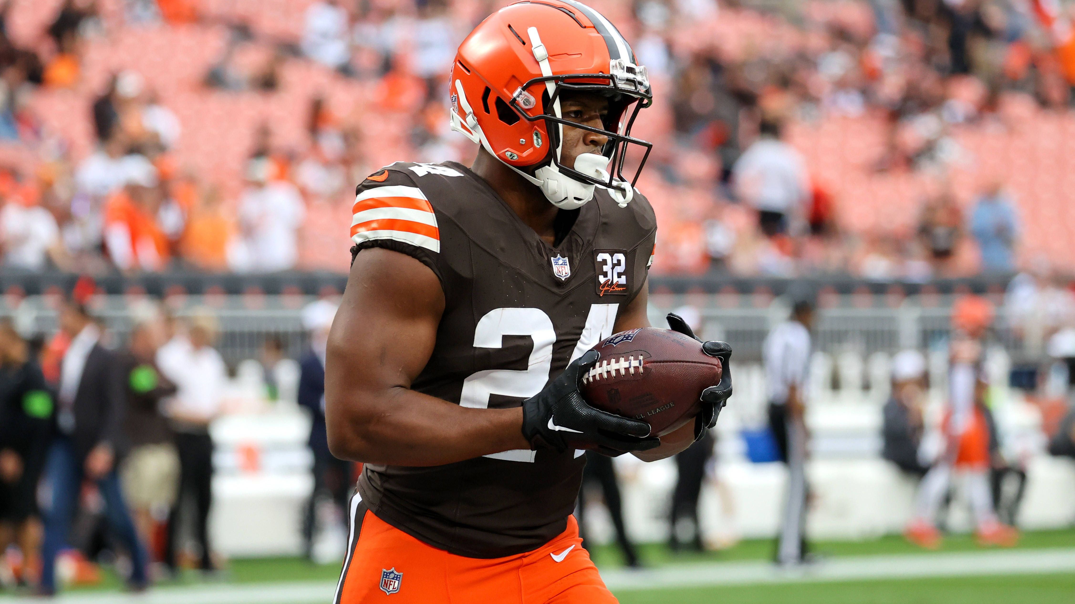 <strong>Cleveland Browns</strong><br><strong>Gefährdeter Spieler:</strong> Nick Chubb (RB) (Pay-Cut wird erwartet)<br><strong>Cap Savings</strong>: 11..825.000 US-Dollar<br><strong>Dead Money:</strong> 4.000.000 US-Dollar