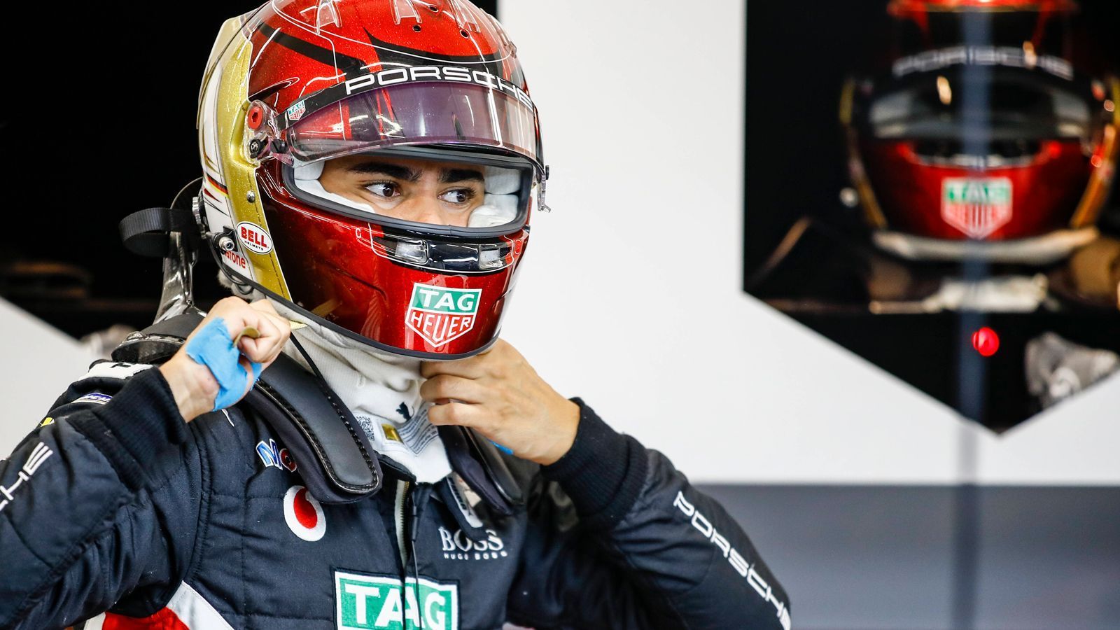 
                <strong>Pascal Wehrlein</strong><br>
                Pascal Wehrlein schnitt unter den vier deutschen Fahrern am Ende am besten ab: Der Porsche-Pilot landete in der WM-Wertung auf Platz 11. Doch es hätte so viel mehr sein können: Wäre Wehrlein in Mexiko nicht zweimal wegen Formfehler seines Teams bestraft worden - er verlor dadurch insgesamt 31 Punkte und seinen ersten Rennsieg überhaupt -, wäre er in die letzte Phase der Saison als Führender gegangen.
              