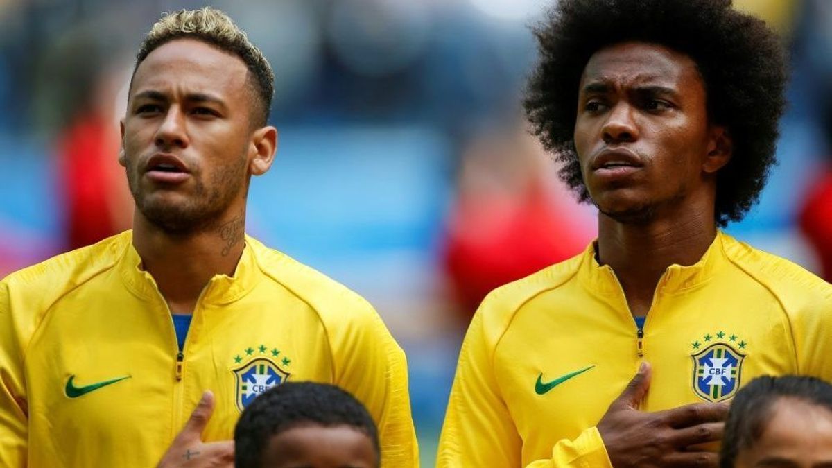 Willian (r.) ersetzt den verletzten Neymar (l.)