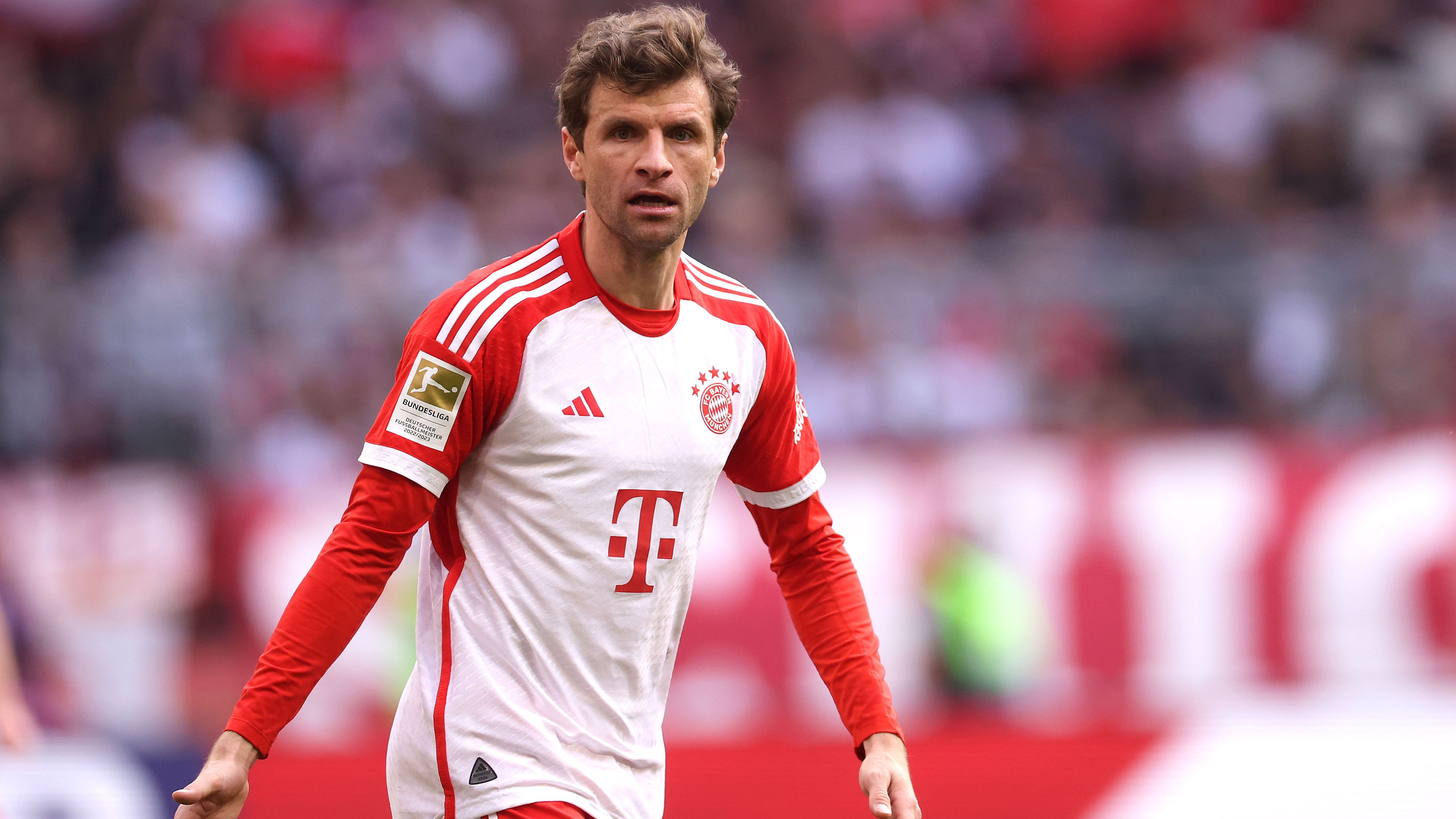 <strong>Thomas Müller (Borussia Mönchengladbach)</strong><br>Bevor Thomas Müller beim FC Bayern zur Vereinsikone wurde, hatte ihn sein heutiger Chef Max Eberl schon auf dem Schirm, der damals noch Manager in Gladbach war. "Tatsächlich habe ich mit Hermann Gerland auch mal wegen Thomas Müller telefoniert", bestätigte Eberl der "Bild", ...