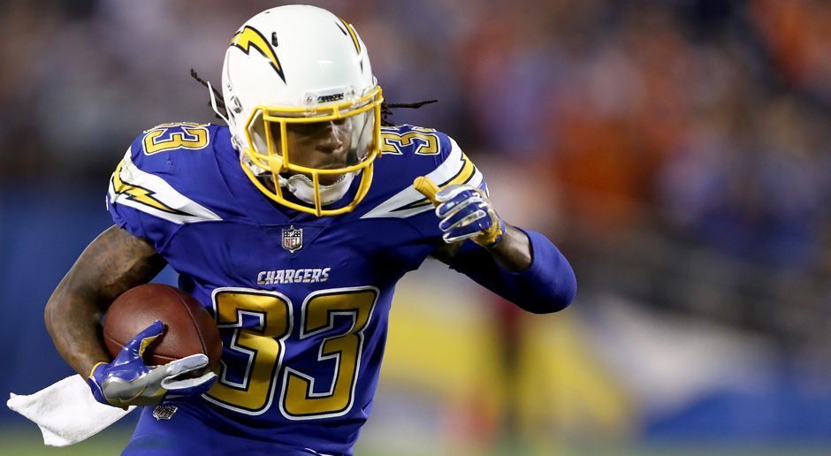 
                <strong>Dexter McCluster (Wide Receiver, Chargers)</strong><br>
                Die Saison ist für McCluster beendet. Die Chargers listen ihren Wide Receiver offiziell unter Non-Football Injury. Besonders bitter: Der 28-Jährige hat sich erst jüngst dem Team angeschlossen, um Danny Woodhead (Kreuzband) zu vertreten. McCluster hat sich laut NFL-Insider Ian Rapoport in den eigenen vier Wänden einen Unterarm-Bruch zugezogen.
              