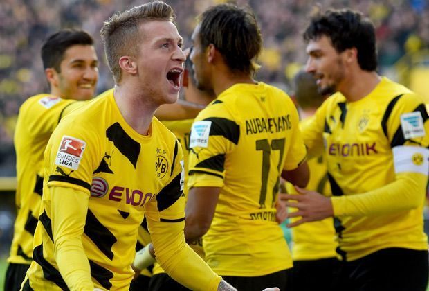 
                <strong>TOP: Borussias Derby-Helden</strong><br>
                Diesen Tag kann sich Borussia Dortmund einrahmen! Im 146. Revier-Derby gegen Schalke dominieren die Schwarz-Gelben nach Belieben, schießen den Erzrivalen ab und entfernen sich immer weiter von den Abstiegsplätzen.
              