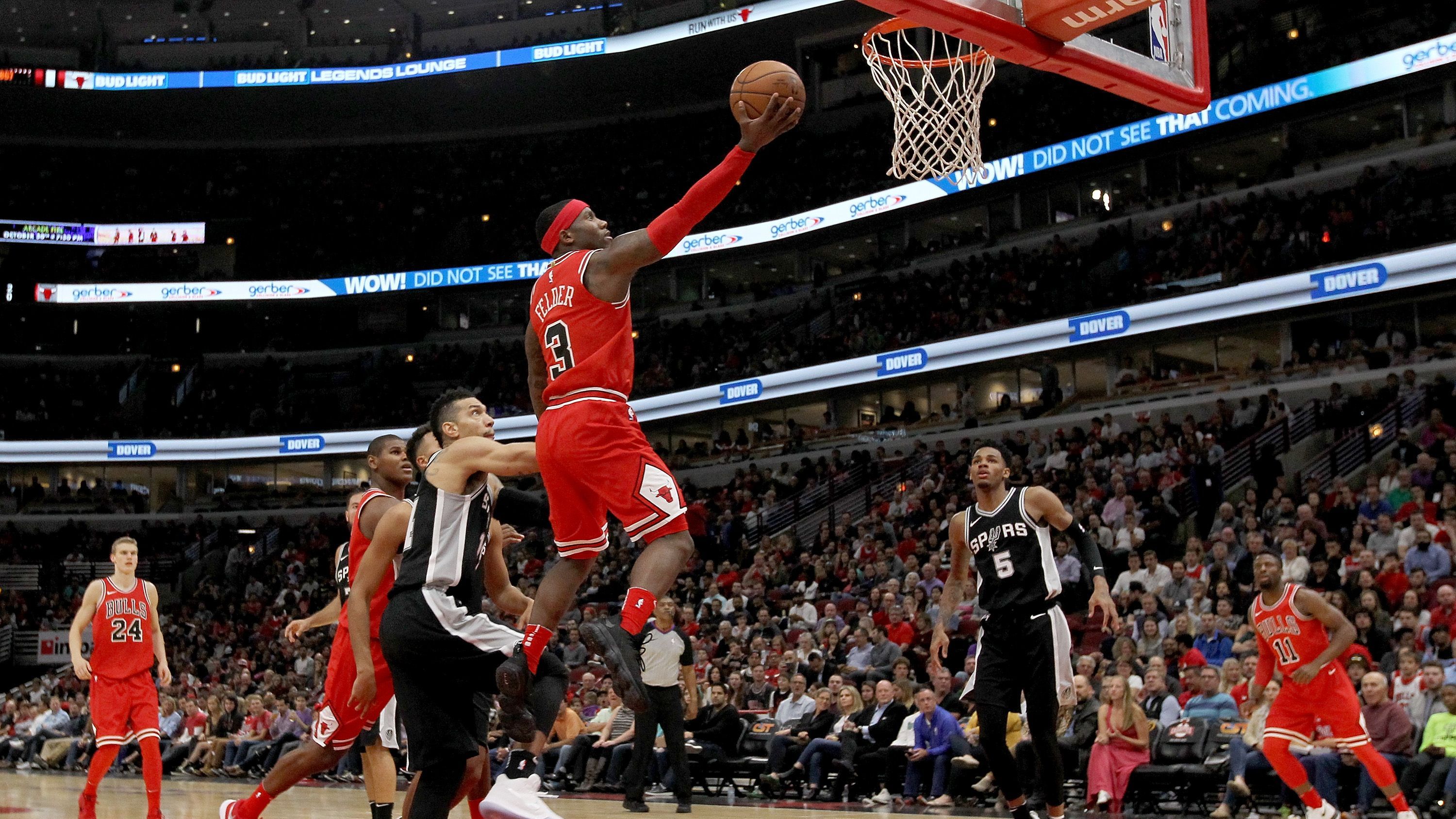 <strong>Kay Felder - 1,75m</strong><br><strong>Teams:</strong> Cleveland Cavaliers, Chicago Bulls, Detroit Pistons<br><strong>Karriere-Stats:</strong> 3,8 Punkte, 1,0 Rebounds, 1,3 Assists<br><strong>Auszeichnungen:</strong> -