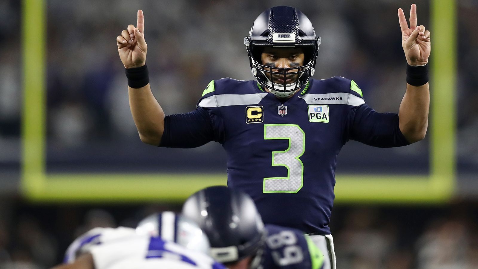 
                <strong>Platz 8: Russell Wilson (Seattle Seahawks)</strong><br>
                - Quote: +25000 (bei 100 Dollar Einsatz und gewonnener Wette gibt es 25000 Dollar raus) -- Position: Quarterback
              