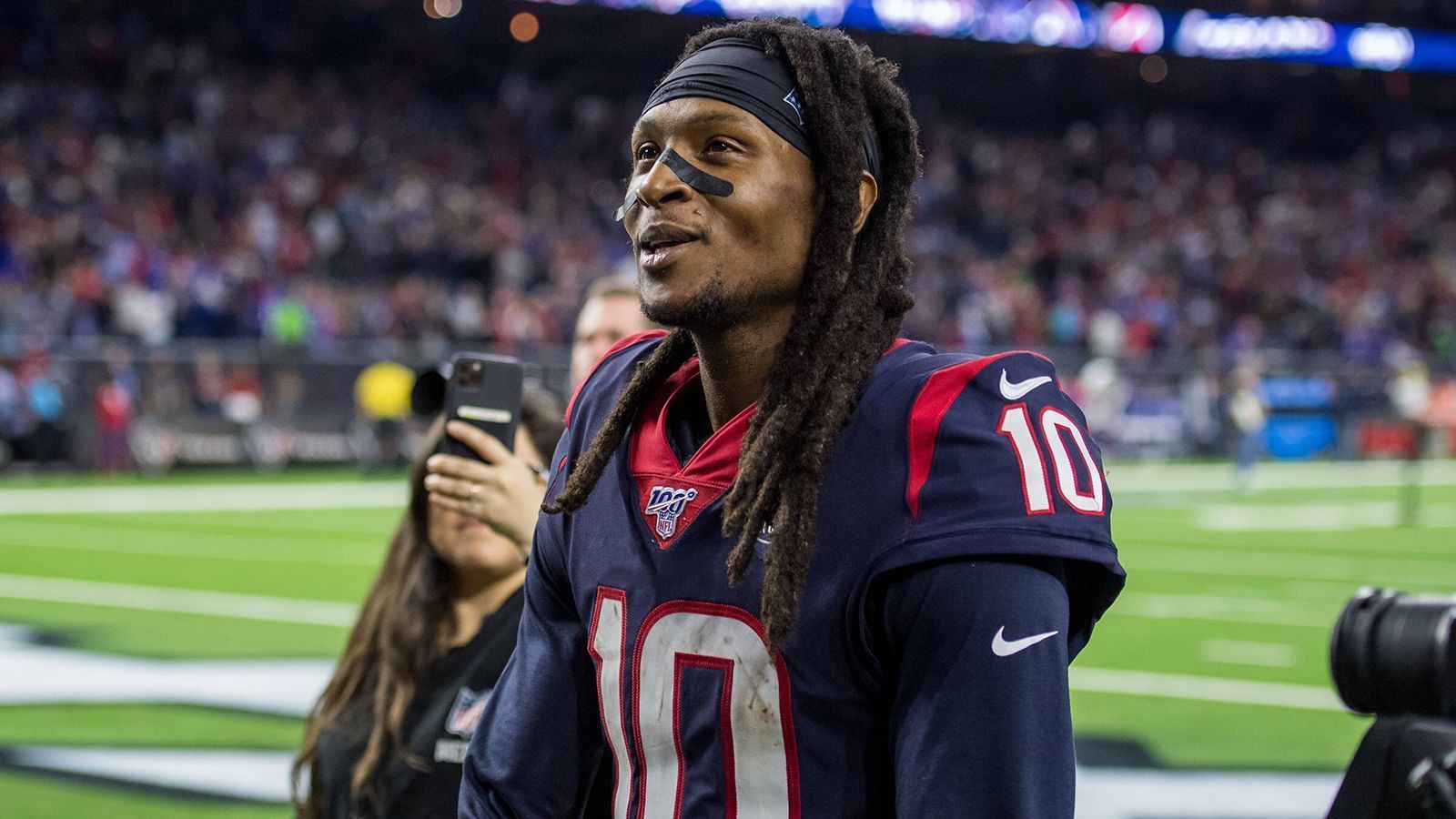 
                <strong>Platz 11: DeAndre Hopkins (Wide Receiver, Arizona Cardinals)</strong><br>
                Total Cash: 29.000.000 Dollar -Vertrag bis nach der Saison 2024
              