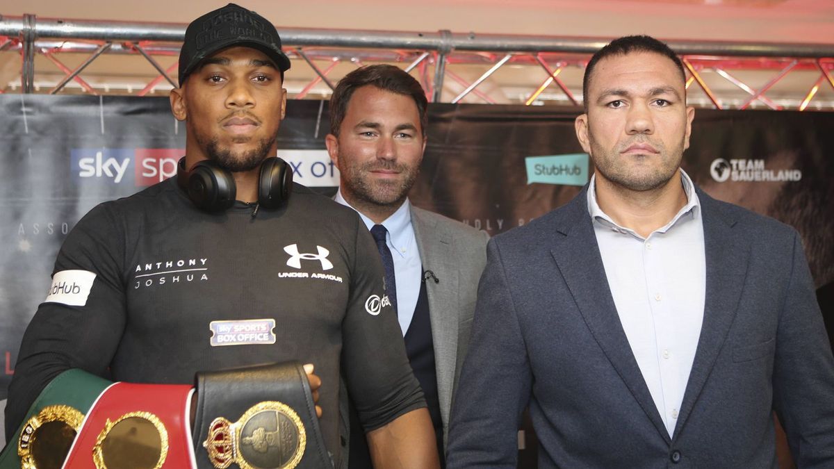 Anthony Joshua (l.) und Kubrat Pulew