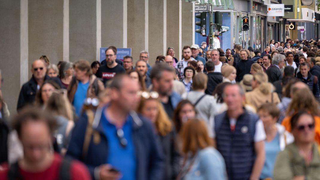 Die Bertelsmann Stiftung stellt eine Studie zur Bevölkerungsentwicklung bis 2040 vor.