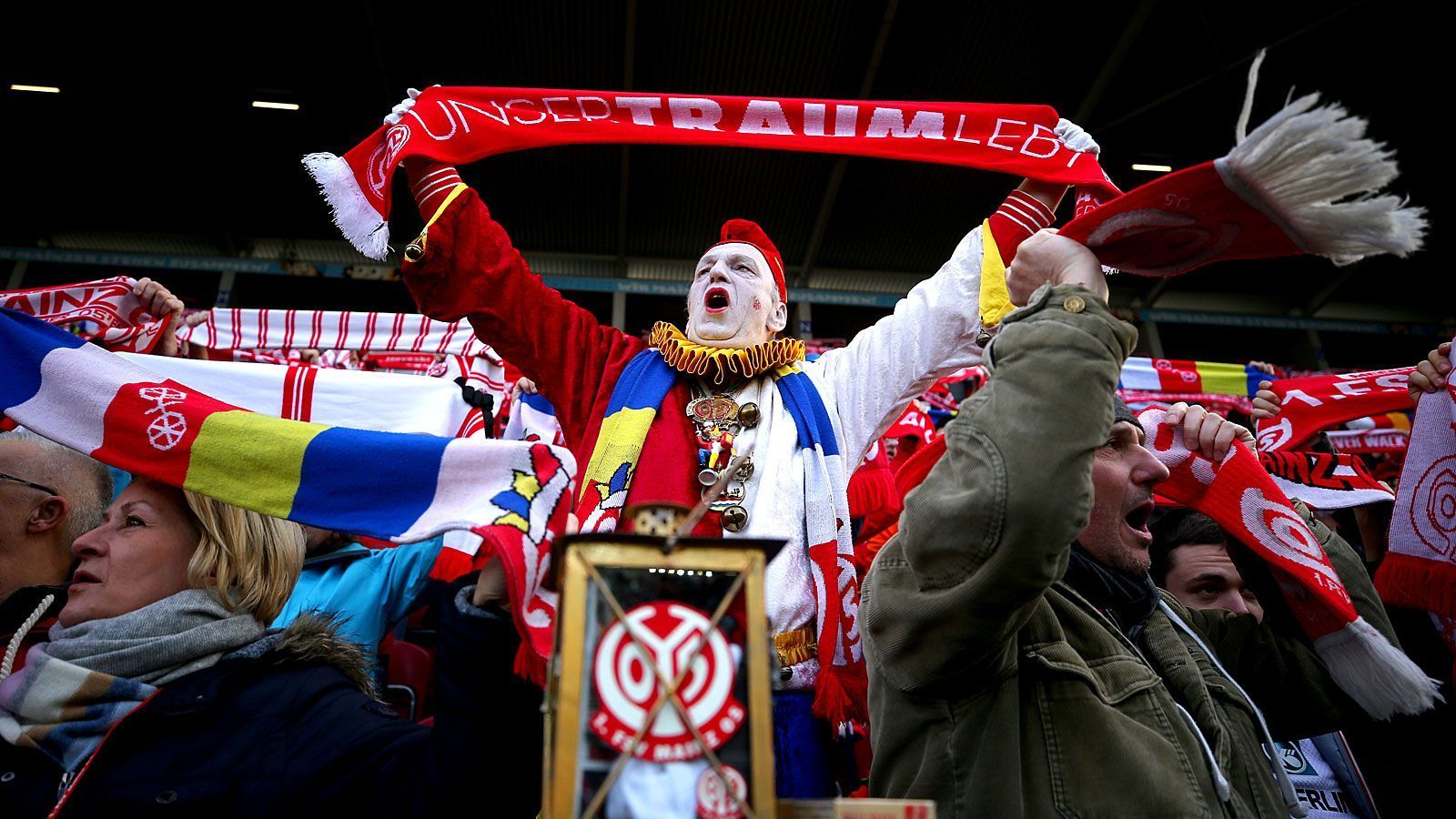 
                <strong>Platz 10 (geteilt): 1. FSV Mainz 05</strong><br>
                Stehplatz: 184 Euro Teuerste Sitzplatzkategorie: 685 Euro (ligaweit Platz 8)
              