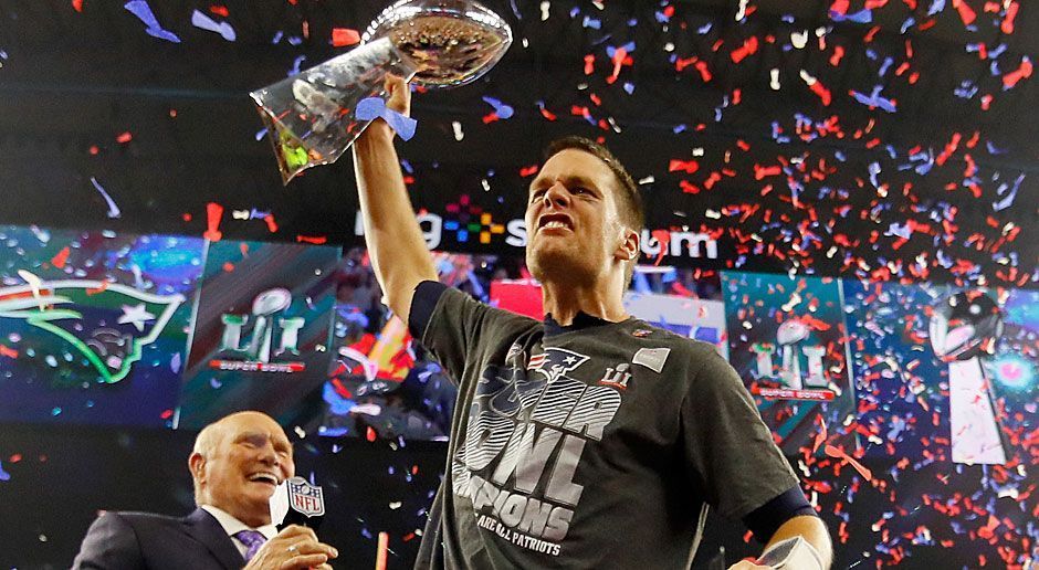 
                <strong>1. neuer Rekord: Meiste Super-Bowl-Siege eines Quarterback</strong><br>
                Mit seinem fünften Erfolg setzt sich Tom Brady nun auch von den Legenden Joe Montana und Terry Bradshaw ab. In der Geschichte der NFL hat nur der ehemalige Defensive End und Linebacker Charles Haley ebenso viele Super-Bowl-Ringe errungen. Bradys sieben Teilnahmen und vier MVP-Auszeichnungen sind ligaweit unerreicht.
              