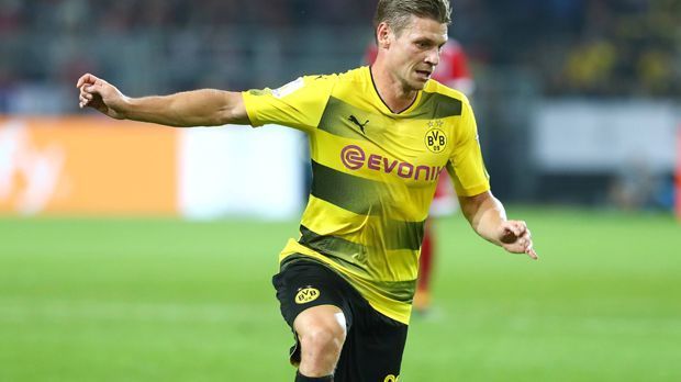 
                <strong>Dauerbrenner Piszczek</strong><br>
                Lukasz Piszczek hat einen Rekord bei Borussia Dortmund aufgestellt. Der Pole spielt seit 2010 beim BVB, und in dieser Saison geht er in seine sechste Champions-League-Spielzeit. Das hat vor ihm noch kein ausländischer Profi in Dortmund geschafft.
              