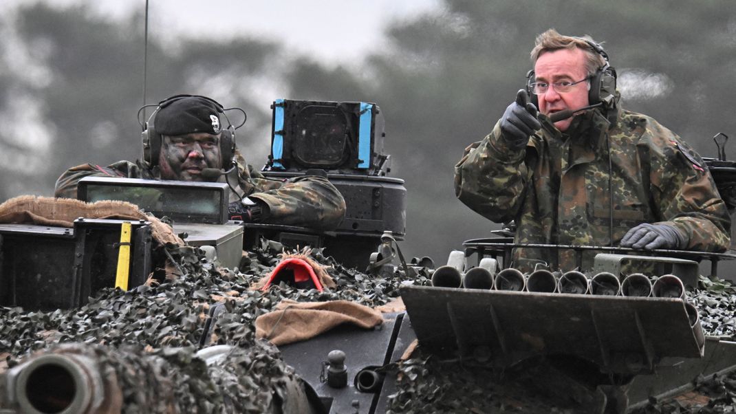 Immer mehr EU-Länder ziehen ihre Panzer-Zusagen zurück.