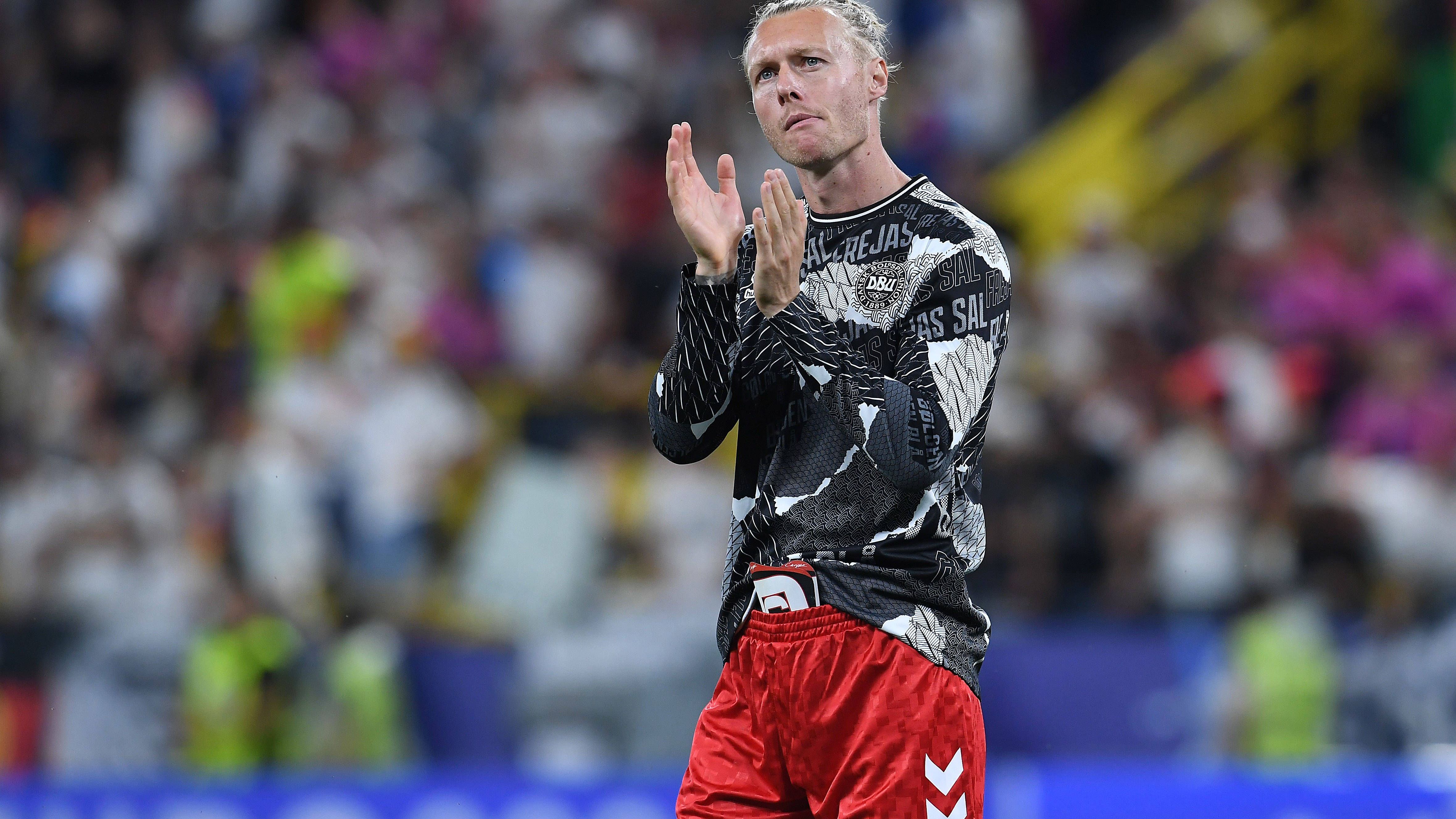 <strong>Simon Kjaer (35 Jahre, Dänemark)</strong><br>Letzter Verein: AC Mailand<br>Dänemarks Ex-Kapitän verkündete seinen Abschied bereits vor Wochen.