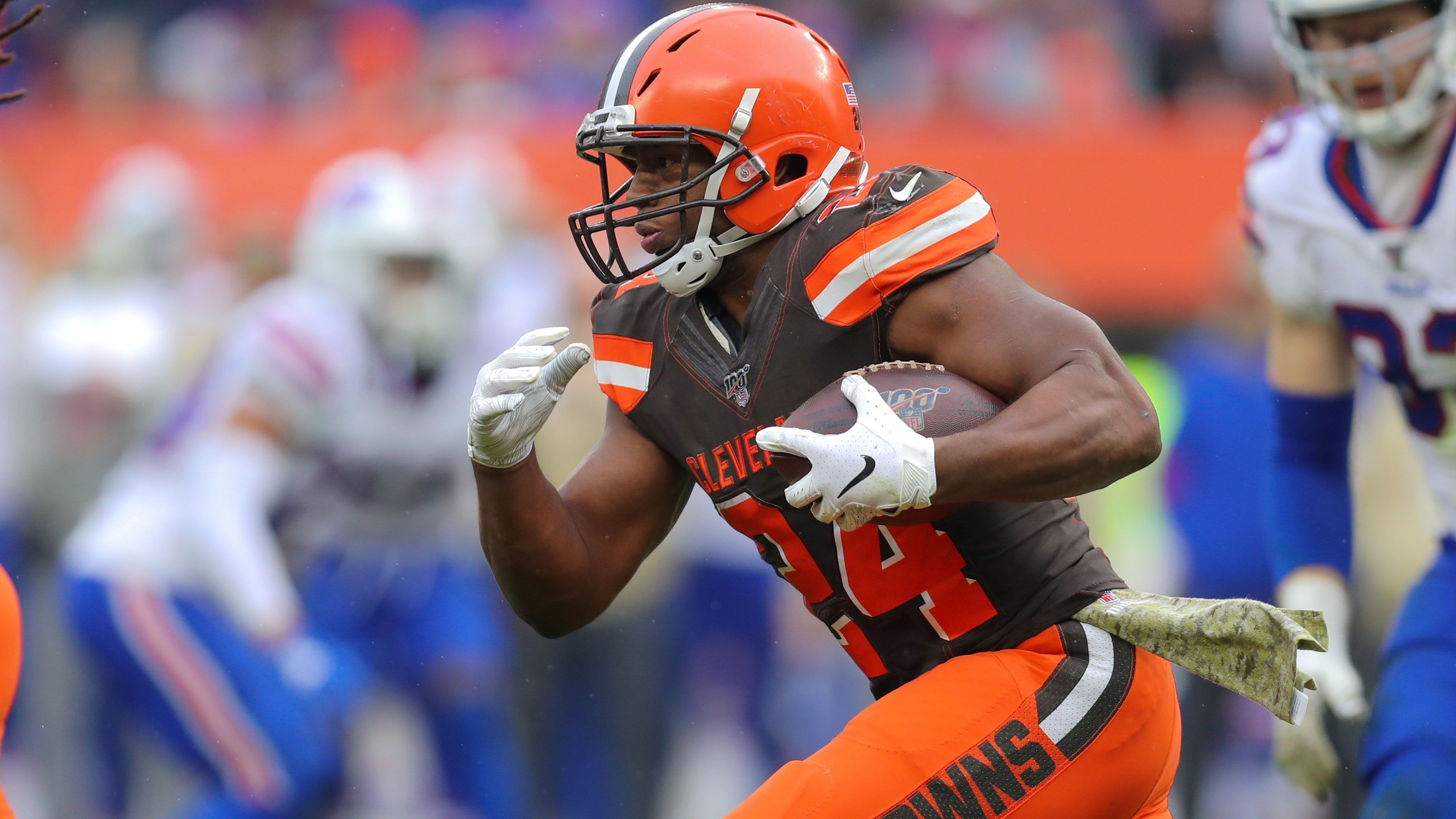 
                <strong>Platz 6: Nick Chubb (Running Back, Cleveland Browns)</strong><br>
                Nick Chubb konnte auch in der vergangenen Saison über 1.000 Rushing Yards für seine Cleveland Browns beisteuern. 17,9 Prozent seiner Läufe in der abgelaufenen Saison waren länger als 10 Yards - NFL-Topwert.&#x2022; <strong><strong>Läufe über 10 Yards und mehr:</strong> 34 -</strong><br>&#x2022; <strong><strong>Läufe mit 24+ km/h:</strong> 30 -</strong><br>&#x2022; <strong>Läufe 24+ km/h prozentual: 15,8%</strong><br>
              