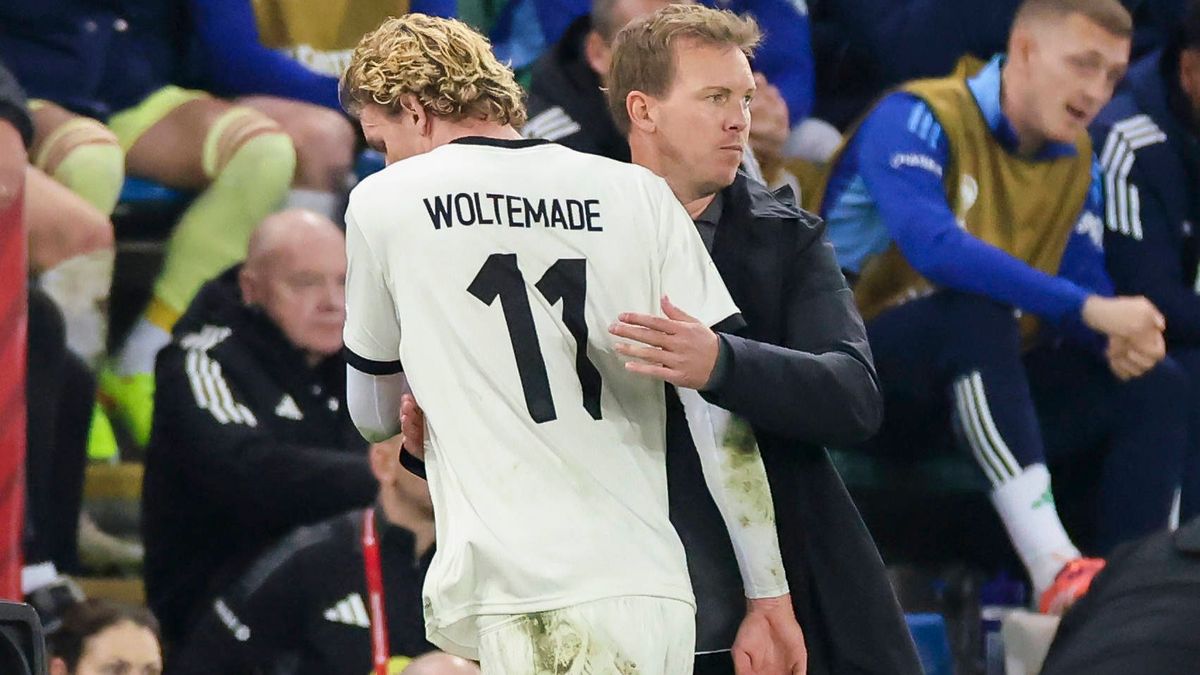 Bundestrainer Julian Nagelsmann (Germany) und Nick Woltemade (Germany) jubeln, FIFA World Cup, WM, Weltmeisterschaft, Fussball 2026 Qualifier, Northern Ireland v Germany, Windsor Park am 13. Octobe...