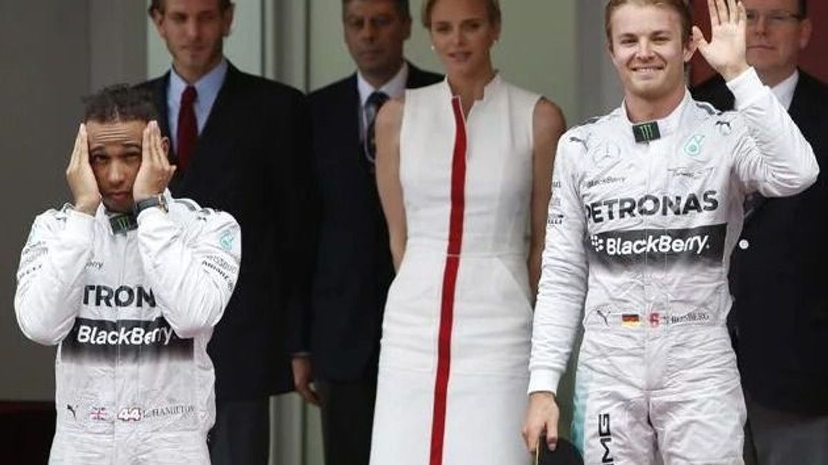 Knackpunkt Monte Carlo 2014: Lewis Hamilton ist wütend, Nico Rosberg strahlt