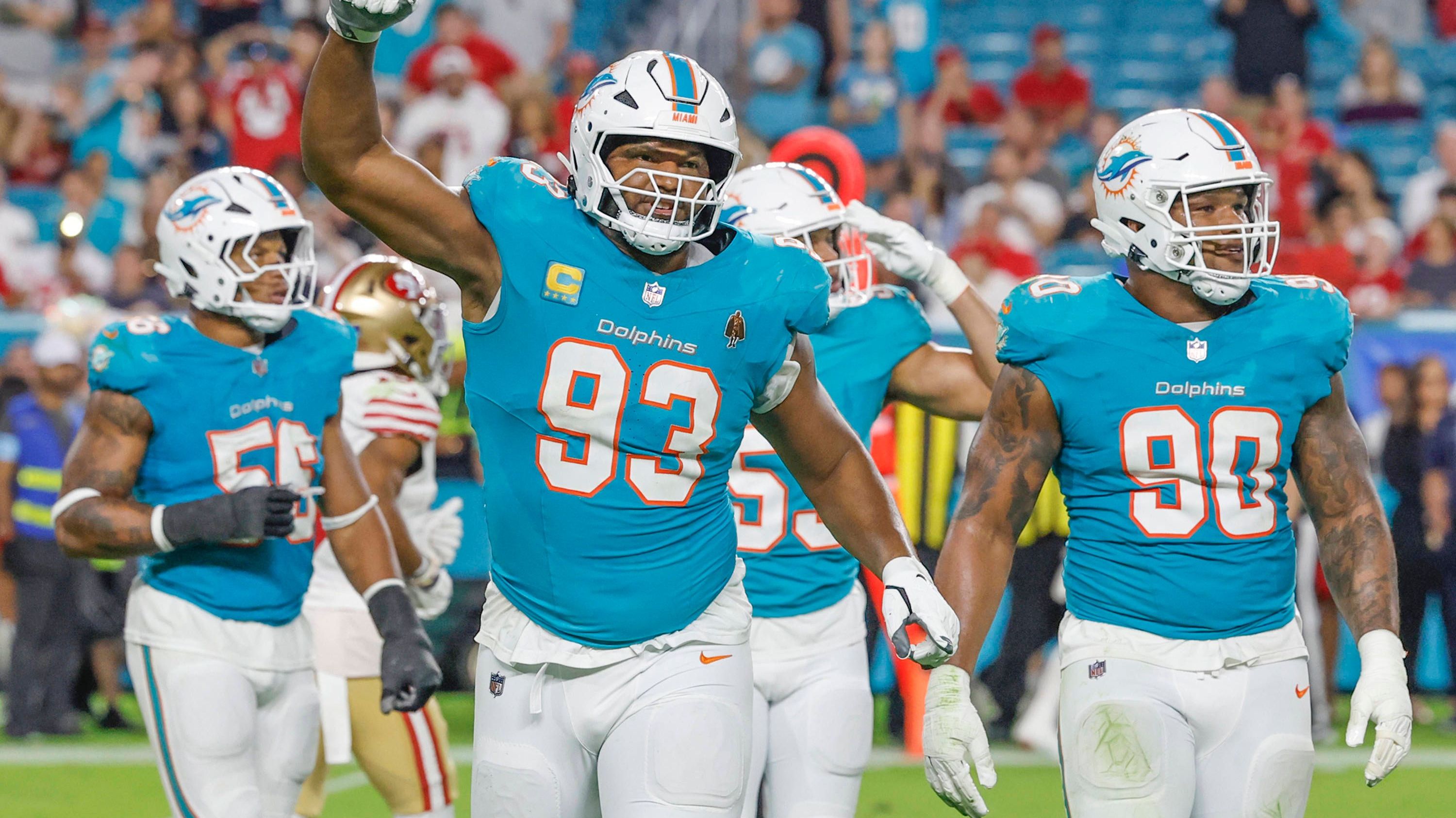 <strong>16. Platz: Miami Dolphins<br></strong>Strafen für Gegner: 305<br>Division: AFC East