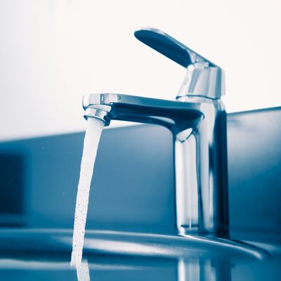 Wasserhahn 