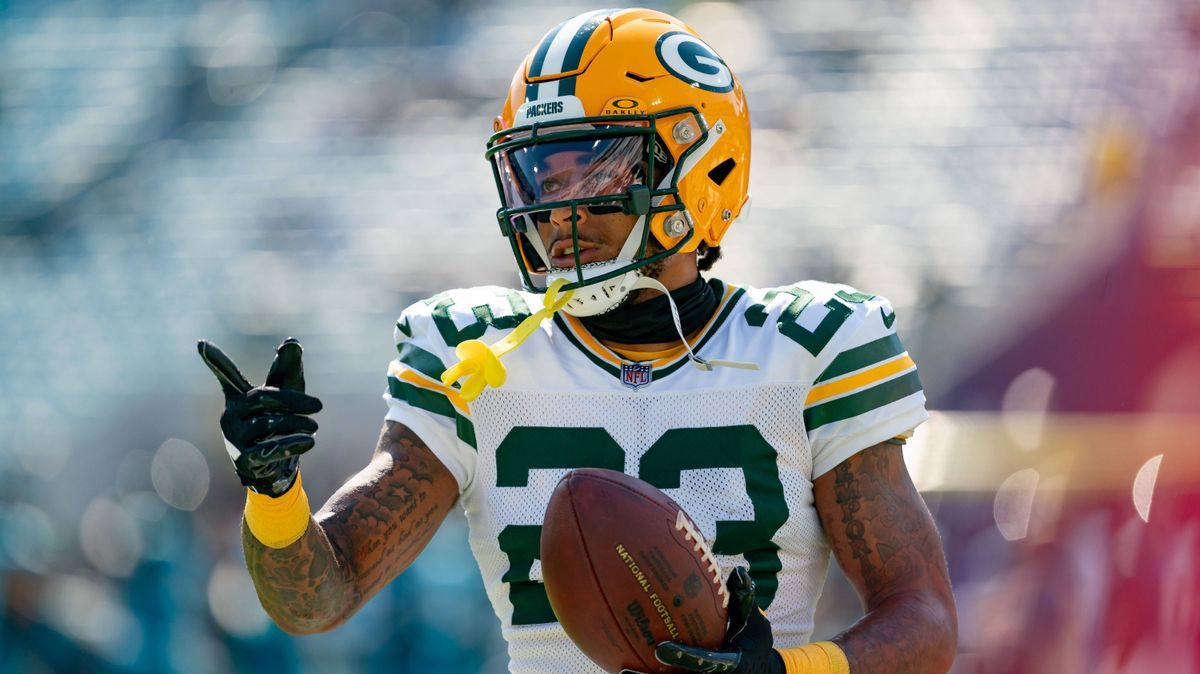 JACKSONVILLE, FL - OCTOBER 27: Green Bay Packers cornerback Jaire Alexander (23) warms up before a NFL, American Football Herren, USA football game between the Green Bay Packers and the Jacksonvill...