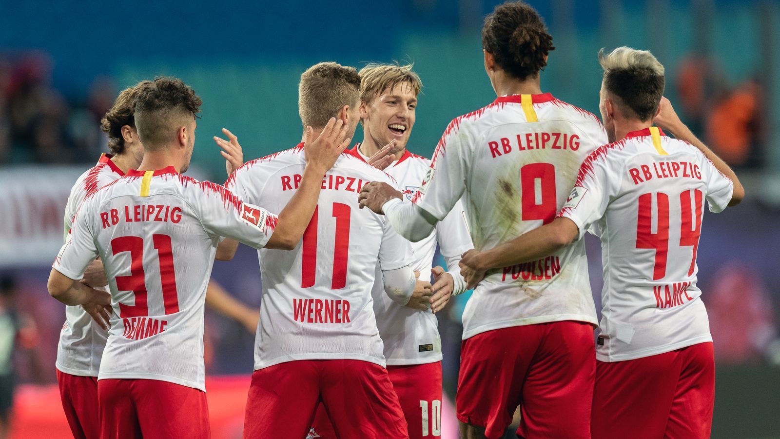 
                <strong>Platz 6 - RB Leipzig</strong><br>
                Durchschnittliches Gehalt: 1,76 Millionen Euro
              