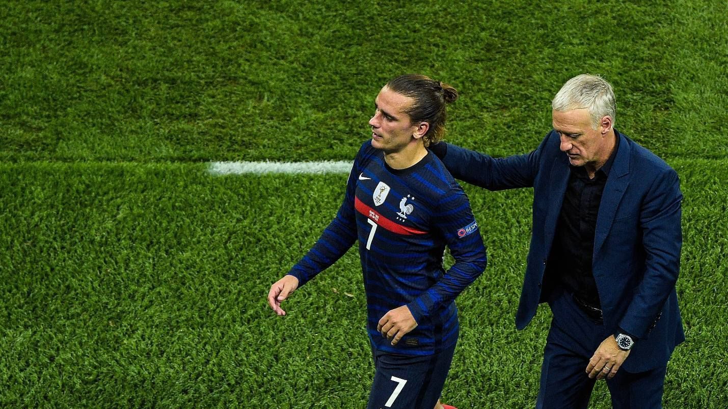 
                <strong>Le Monde (Frankreich)</strong><br>
                "Frankreichs Weltmeister scheitern im Achtelfinale an einer Schweizer Mauer. Der Weltmeister scheiterte vorzeitig auf der Suche nach einem WM-Euro-Double."
              