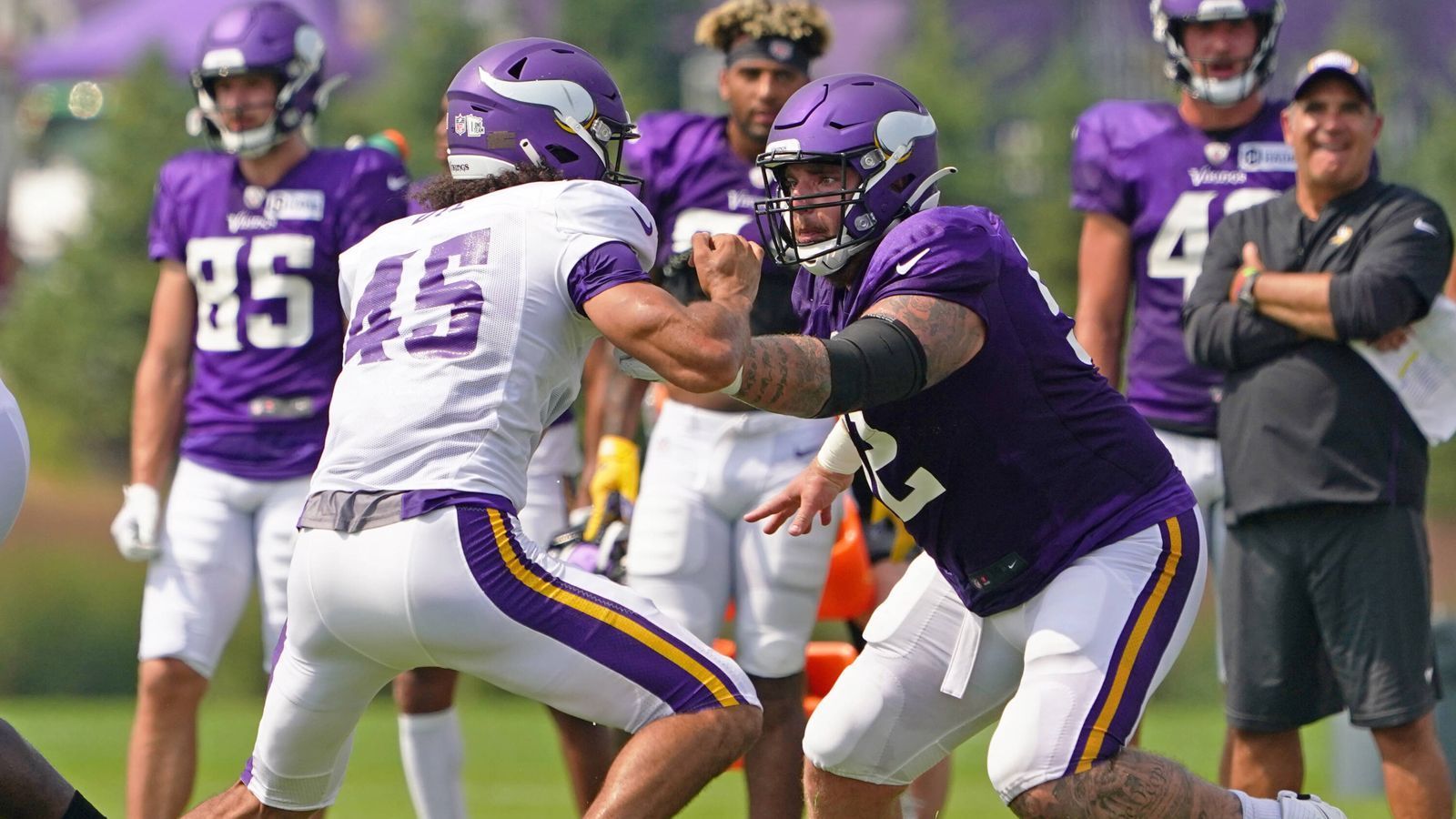 
                <strong>Minnesota Vikings</strong><br>
                OTA Offseason Workouts: 16. - 17. Mai, 19. Mai, 23. - 24. Mai, 26. Mai, 31. Mai - 3. JuniMandatory Minicamp: 7. - 9. JuniRookie Minicamp: 13. - 15. Mai
              