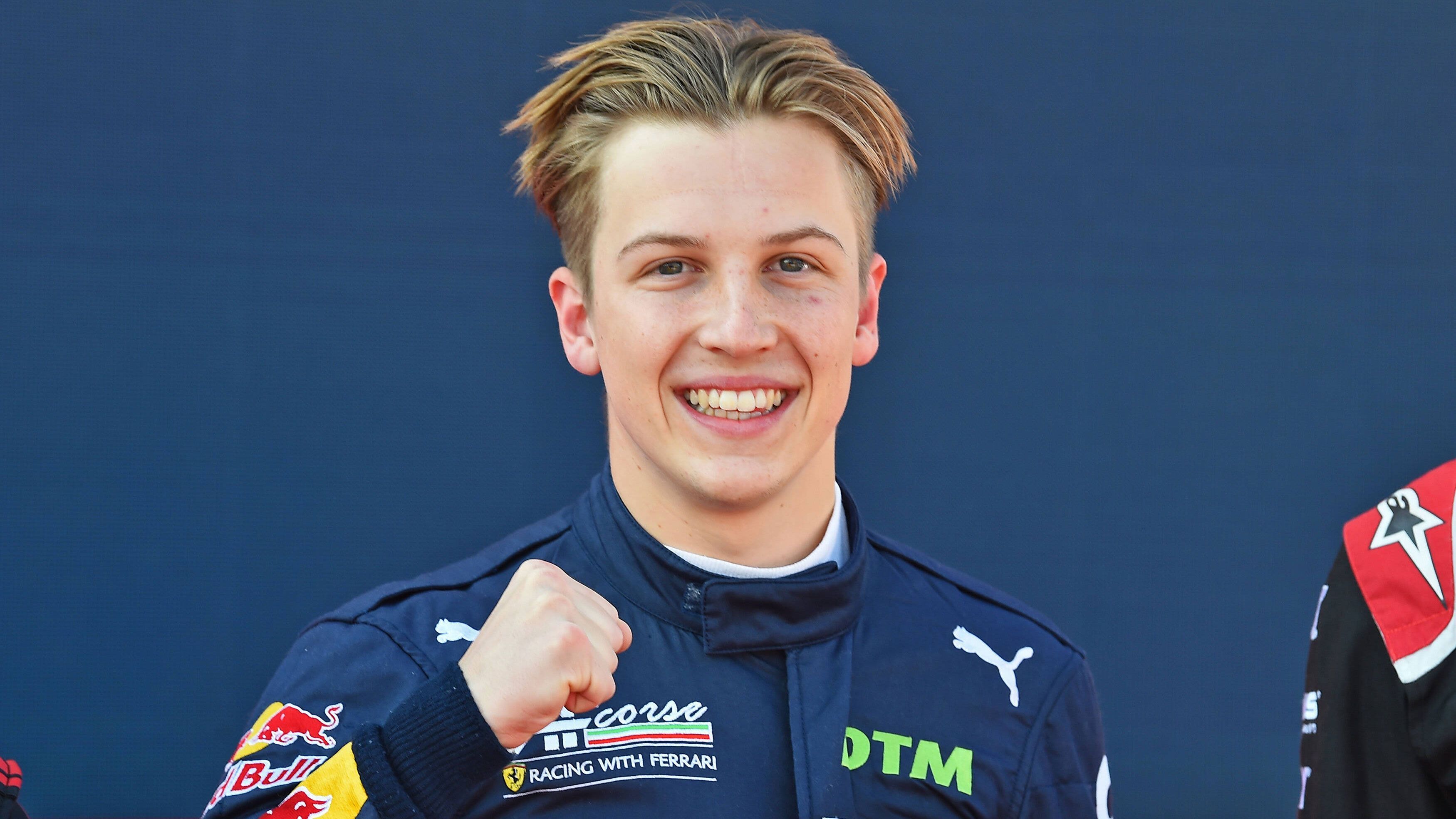 <strong>Liam Lawson</strong>&nbsp; &nbsp; &nbsp; &nbsp; &nbsp; &nbsp; &nbsp; &nbsp; &nbsp; &nbsp; &nbsp; &nbsp; &nbsp; &nbsp; &nbsp; &nbsp; &nbsp; &nbsp; &nbsp; &nbsp; &nbsp; &nbsp; &nbsp; &nbsp; &nbsp; &nbsp; &nbsp; &nbsp; &nbsp; &nbsp; &nbsp; &nbsp; &nbsp; &nbsp; &nbsp; &nbsp; &nbsp; &nbsp; &nbsp; &nbsp; &nbsp; &nbsp; &nbsp; &nbsp; &nbsp; &nbsp; &nbsp; &nbsp; &nbsp; &nbsp; &nbsp; &nbsp; &nbsp; &nbsp; &nbsp; &nbsp; &nbsp; &nbsp; &nbsp; &nbsp; Größte Nachwuchshoffnung von Red Bull dürfte der Neuseeländer Liam Lawson sein. Nach zwei starken Jahren in der Formel 2 und einer überzeugenden DTM-Saison 2021 ist der 21-Jährige im Moment auf Platz zwei in der japanischen Super Formula. Einzige Chance in der Formel 1 dürfte bei Alpha Tauri sein. Ob das schon 2024 klappen wird? Schwierig.