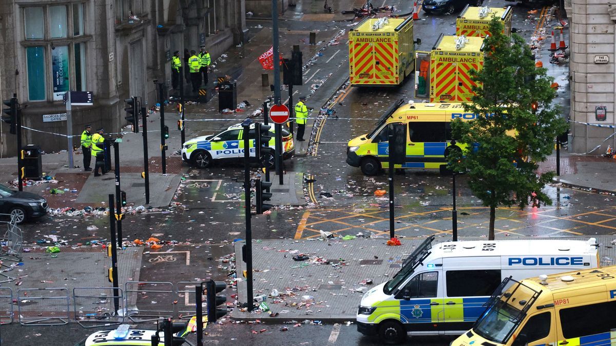SOCCER-ENGLAND/LIV-INCIDENT