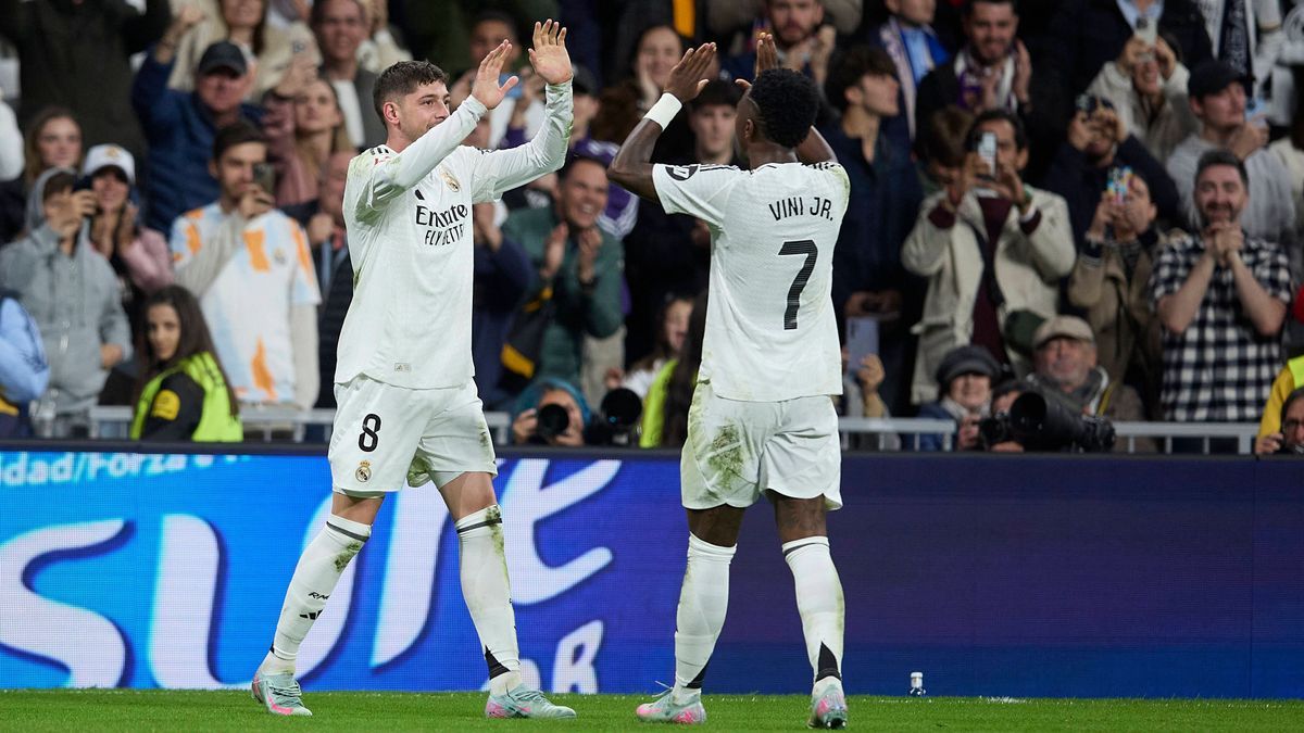Federico Valverde (Real Madrid CF) celebrates after scoring his team˜s first goal during the LaLiga match between Real Madrid and Athletic Bilbao at Santiago BernabÃ u on April 20, 2025 in Madrid, ...