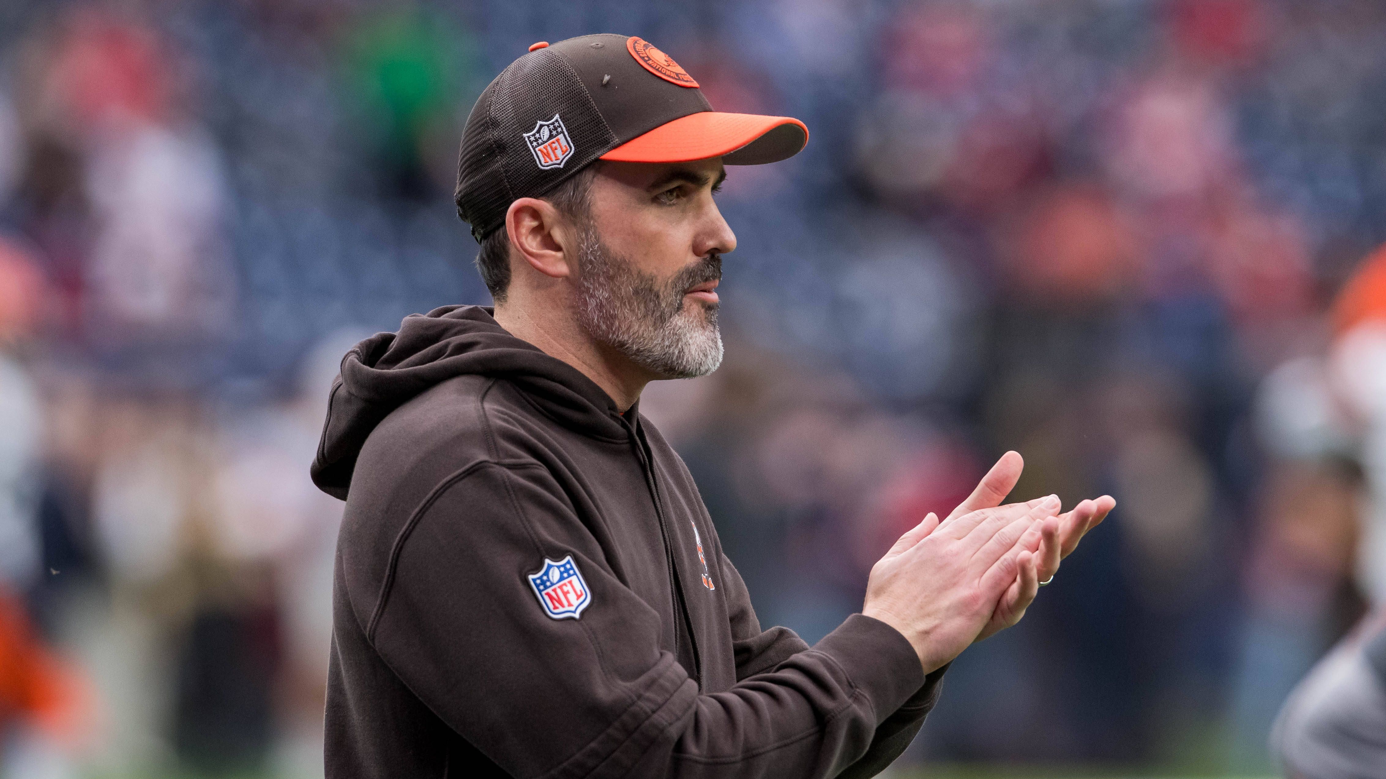 <strong>Platz 12: Cleveland Browns um Head Coach Kevin Stefanski</strong><br>Unter Stefanski durften die Browns bereits in zwei Saisons Playoff-Luft schnuppern. Vergangene Spielzeit gelang ihm mit Joe Flacco als Quarterback der Sprung in die Postseason. Stefanski traf außerdem eine gute Entscheidung, als er Jim Schwartz als Defensive Coordinator vorstellte.&nbsp;