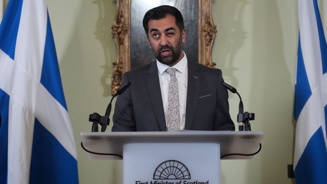 Schottlands Regierungschef Humza Yousaf hat seinen Rücktritt angekündigt und kommt so einem Misstrauensvotum zuvor.