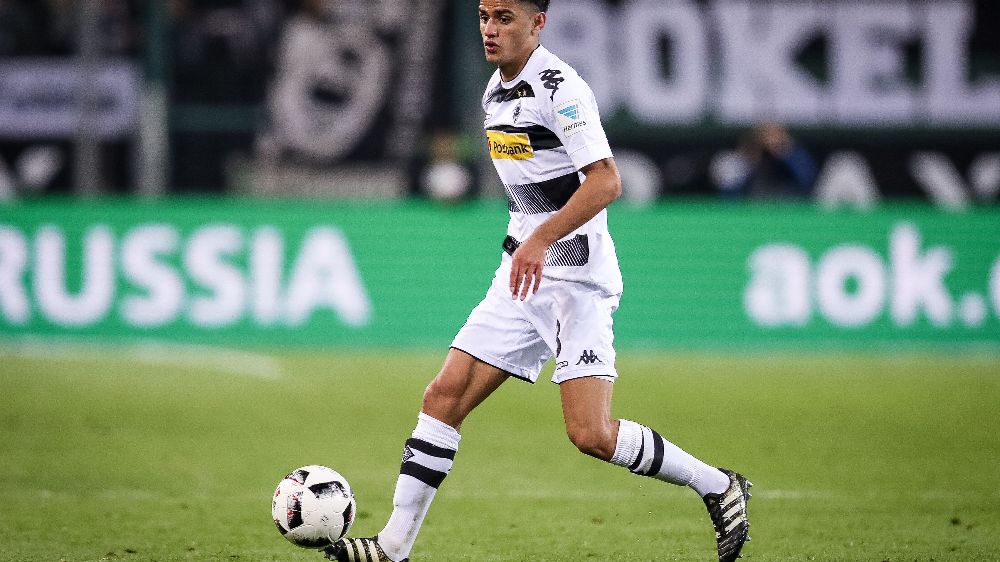 <strong>Platz 11: Borussia Mönchengladbach</strong><br>- Spieleranzahl: 17<br>- Wertvollste Spieler: Malick Thiaw (30 Mio. Euro), Armel Bella-Kotchap (20 Mio. Euro), Mahmoud Dahoud (18 Mio. Euro)