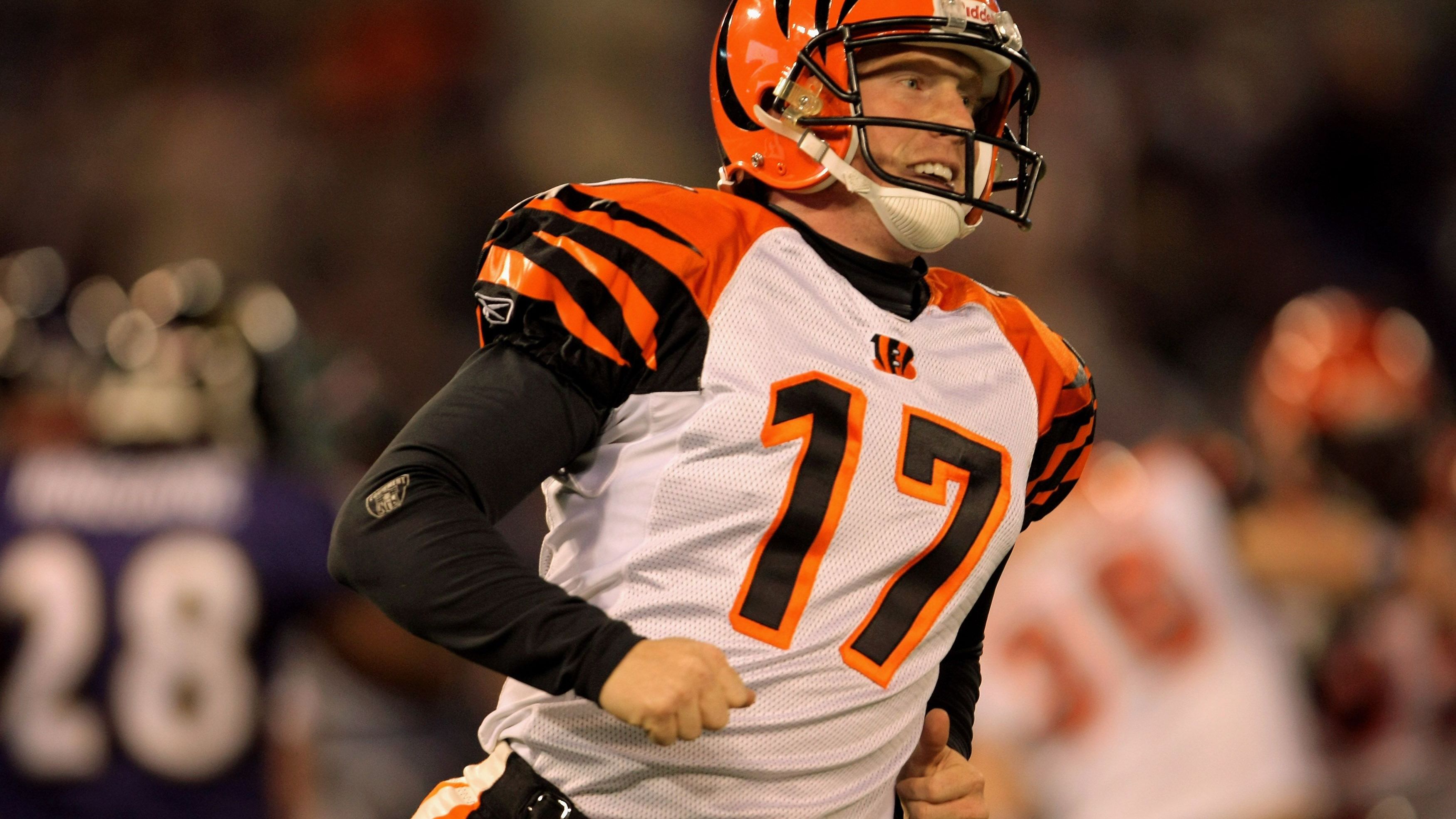 <strong>Platz 2: Shayne Graham (10 Teams, Kicker)</strong><br>Buffalo Bills (2001) Carolina Panthers (2002) Cincinnati Bengals (2003-2009), New England Patriots (2010), New York Giants (2010), Miami Dolphins (2011), Baltimore Ravens (2011), Houston Texans (2012), New Orleans Saints (2013-2014) Atlanta Falcons (2015)