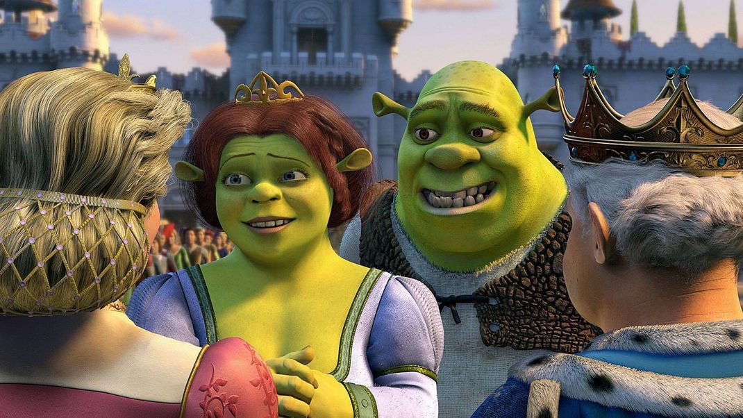 Im Film "Shrek" macht sich der griesgrämige Oger auf, um eine Prinzessin zu retten - und stolpert dabei in ein chaotisches Märchenabenteuer.