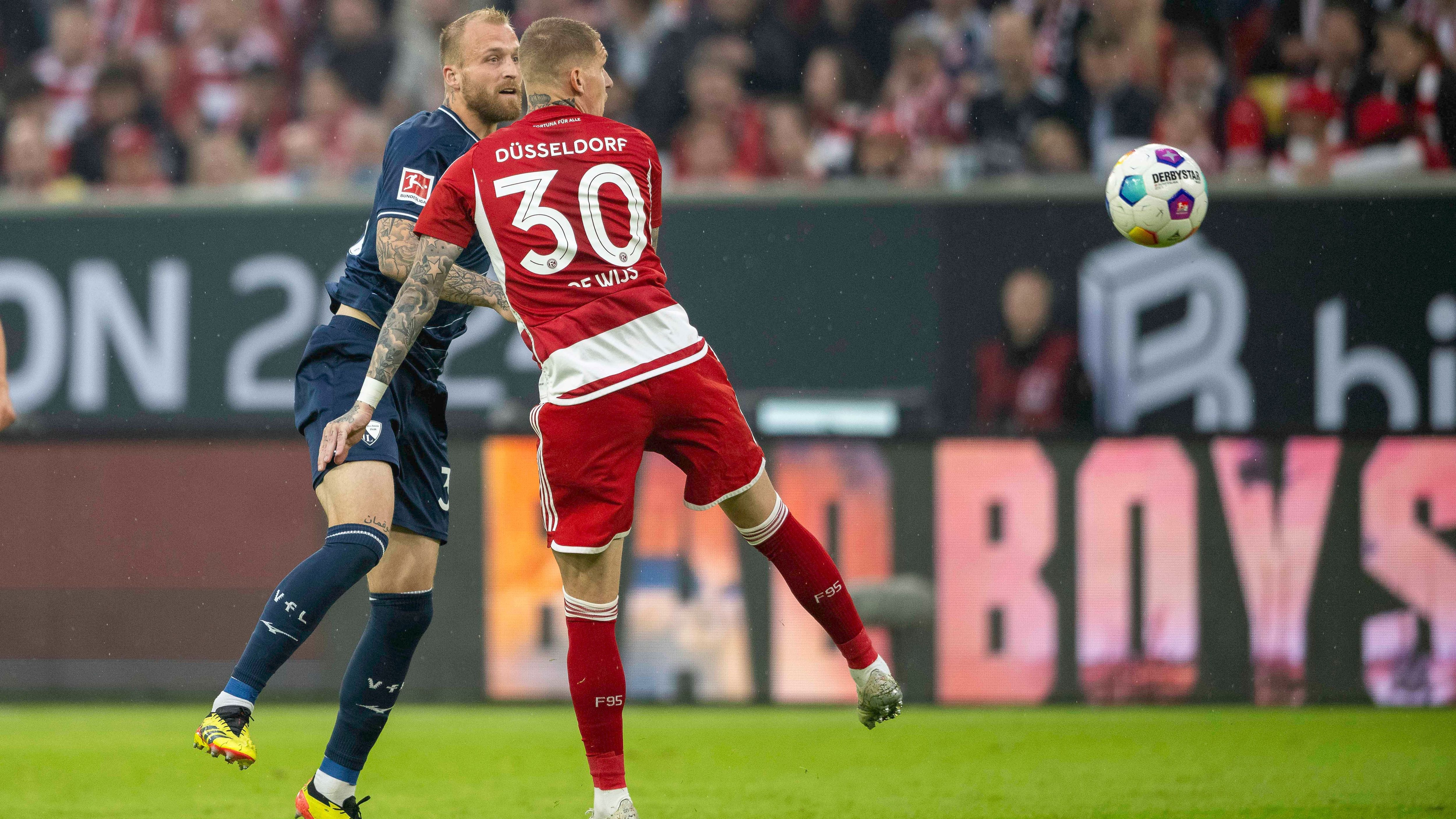 <strong>Jordy de Wijs (Fortuna Düsseldorf)</strong><br>In der ersten Halbzeit mit der besten Chance der Düsseldorfer – sein Kopfball geht aber knapp drüber (31.). Defensiv hat er wie die gesamte Abwehrreihe Probleme bei Bochumer Flanken und lässt seinen Gegenspielern in entscheidenden Situationen zu viel Raum. Gerade bei den beiden Standardtoren wäre der 1,90-Meter-Mann gefragt gewesen. Führt viele Zweikämpfe (14), gewinnt davon die Hälfte. <strong><em>ran</em>-Note: 4</strong>