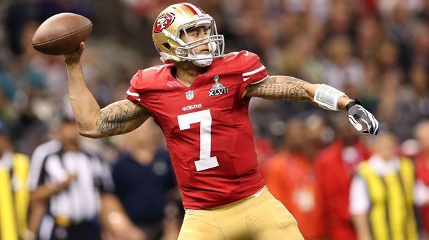 
                <strong>Colin Kaepernick - San Francisco 49ers</strong><br>
                Eine Verletzung verhalf Colin Kaepernick 2012 zum Durchbruch. Stamm-Quarterback Alex Smith fiel aus, Kaepernick ersetze und verdrängte ihn. Schließlich führte der 25-Jährige die 49ers 2013 ins Finale.
              