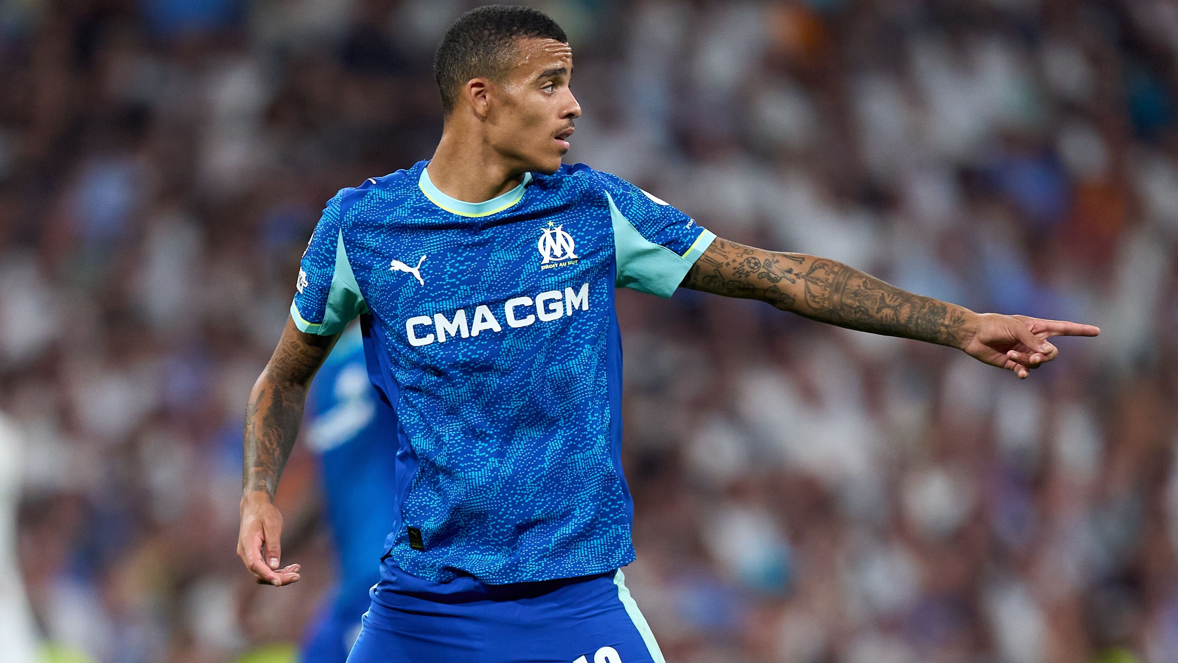 <strong>Mason Greenwood (Olympique Marseille)</strong><br>... des Verdachts der Vergewaltigung und Körperverletzung an seiner Freundin festgenommen. Später wurde die Anklage gegen den Fußballstar fallengelassen. Dennoch hatte er bei Ex-Klub Manchester United keine Zukunft, sorgt derzeit allerdings bei Olympique Marseille sportlich für Furore. In Bislang 48 Pflichtspielen für die Franzosen erzielte Greenwood 30 Treffer und bereitete zudem zehn Tore vor. Sein Vertrag läuft noch bis zum Sommer 2029.