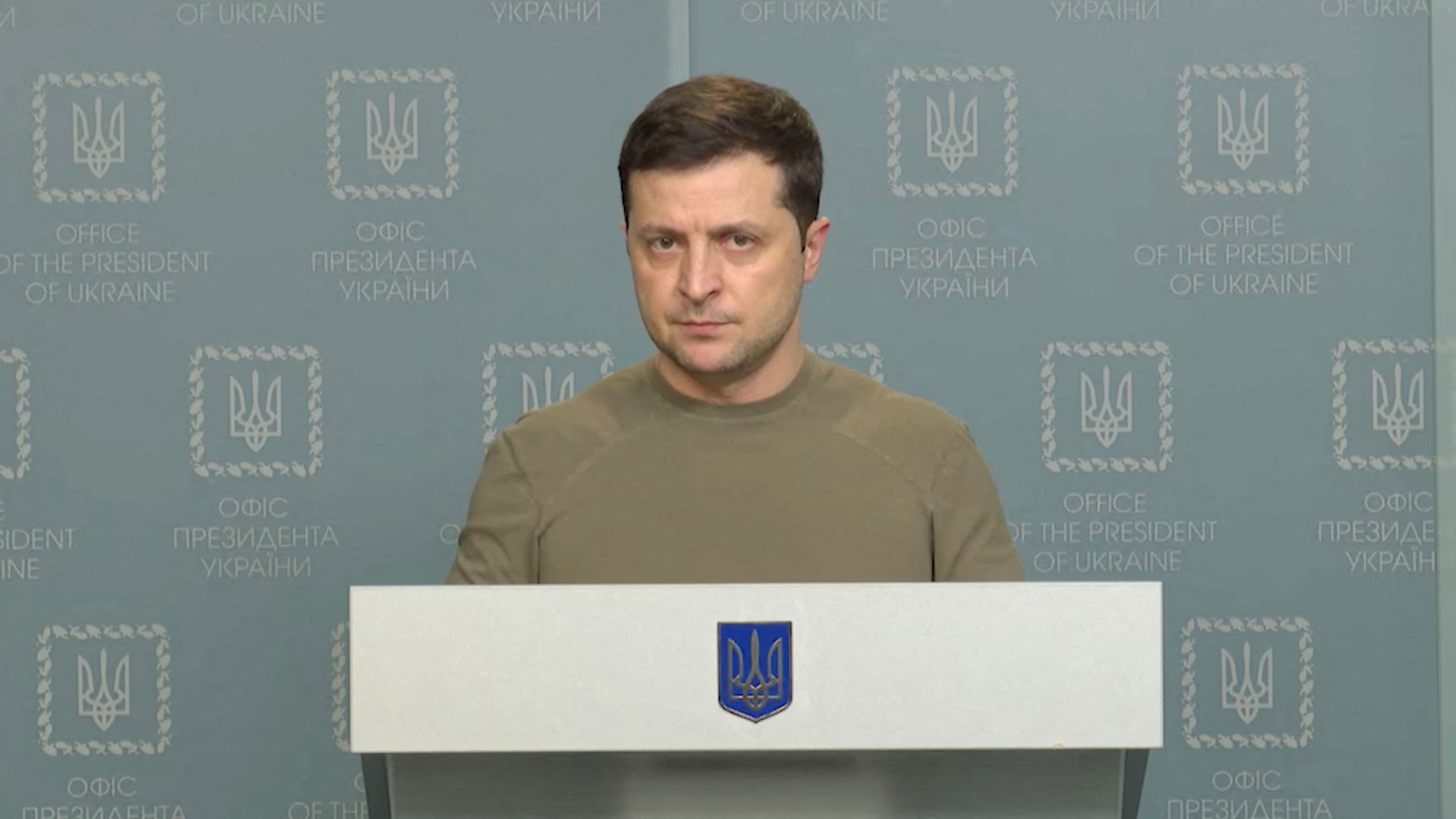 24. Februar 2022: Nach der Invasion durch Russland spricht Selenskyj in Kiew per Videobotschaft an die Bevölkerung.