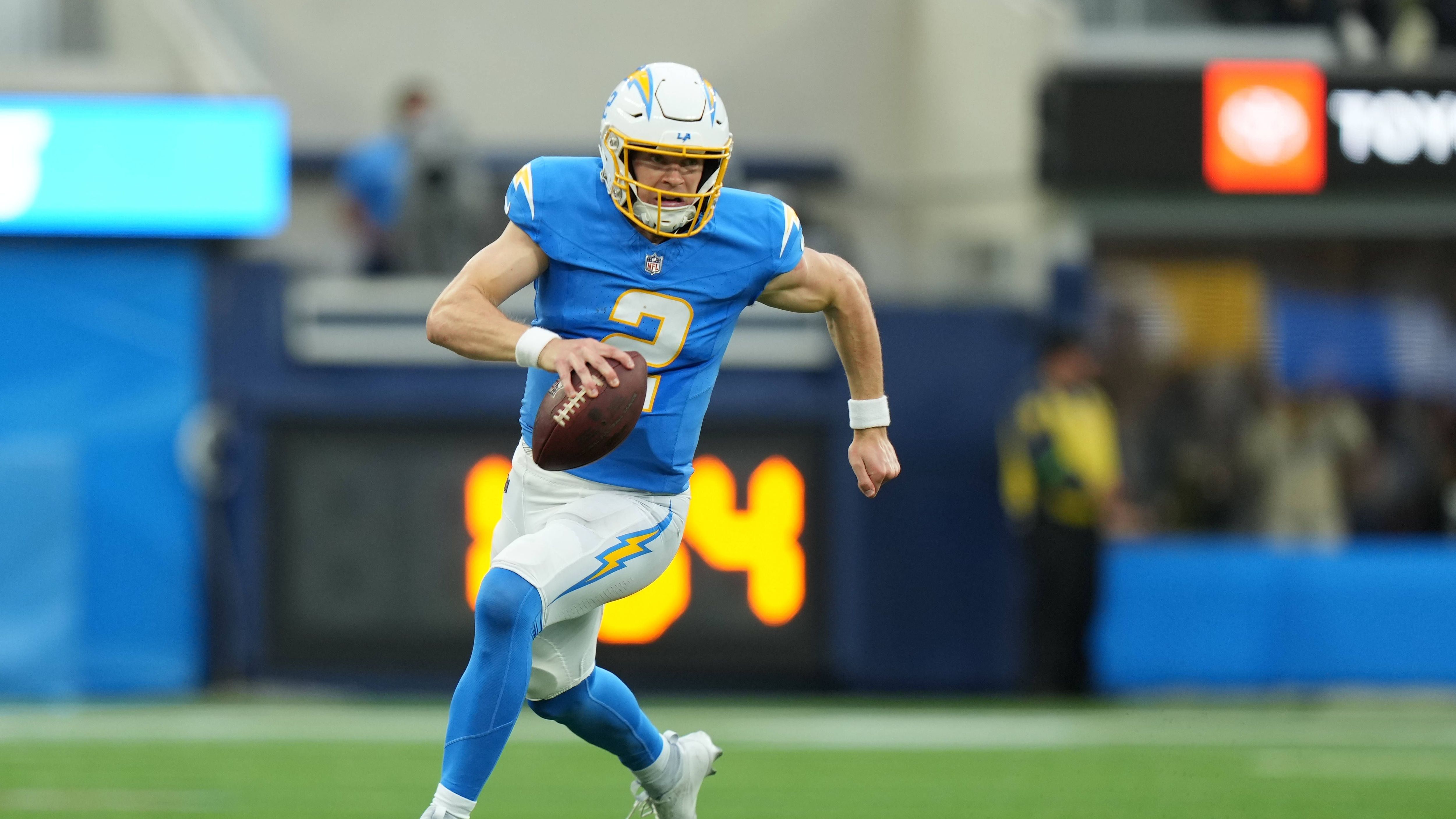 <strong>Platz 19: Los Angeles Chargers<br></strong>Seit 2019 steht Easton Stick bei den Chargers unter Vertrag. Der Backup von Justin Herbert verdient <strong>1,8 Millionen US-Dollar</strong>.&nbsp;