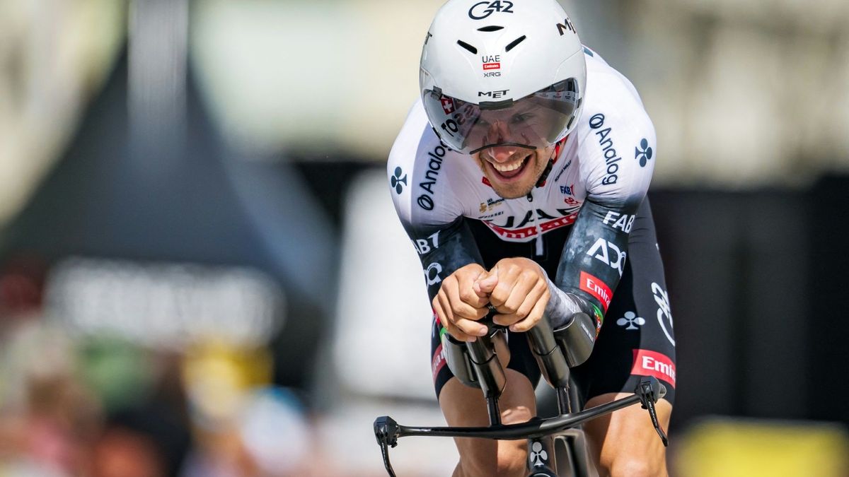 Dritter Saisonsieg: Joao Almeida